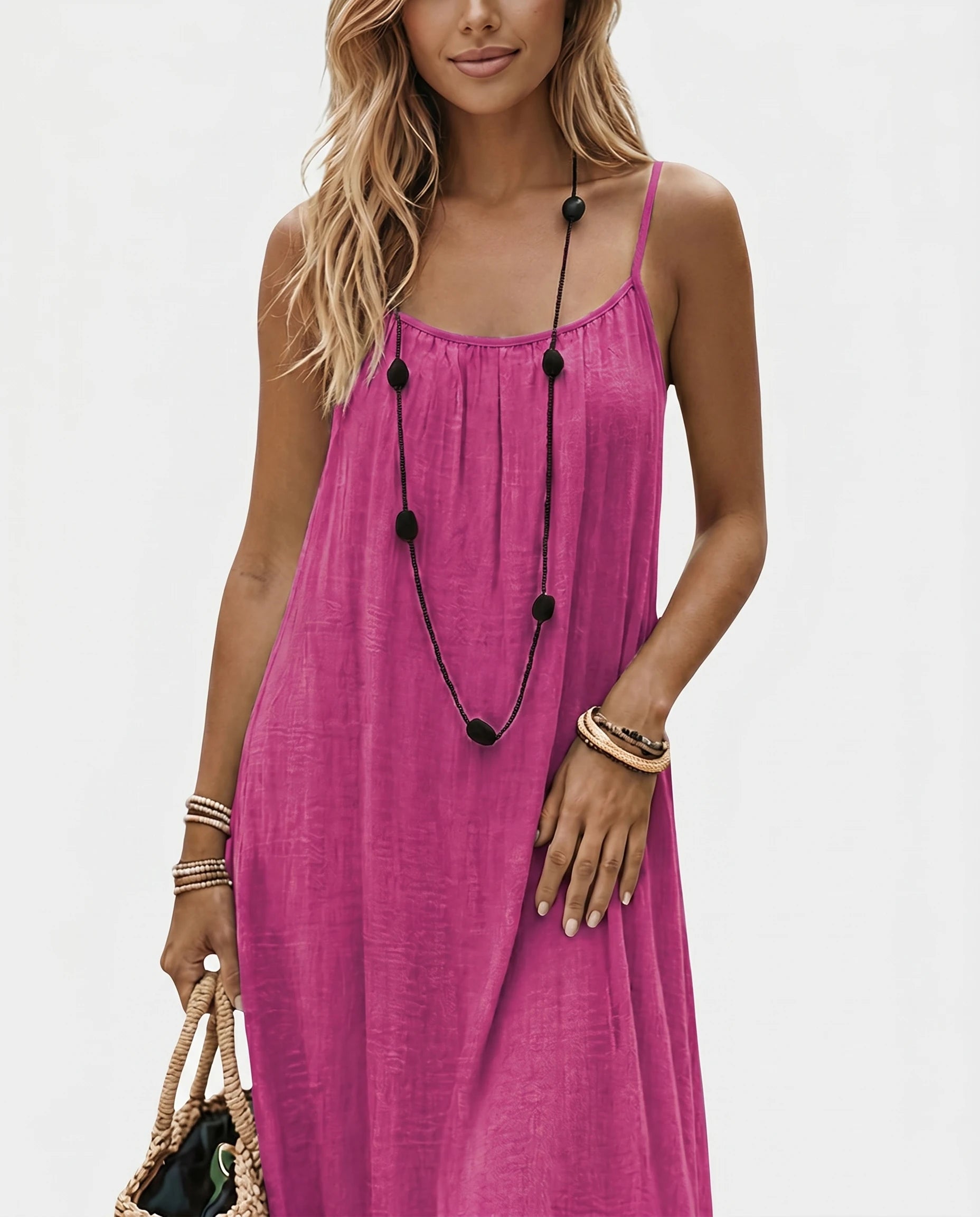 Robe longue dos nu Albane coloris rose, vue studio