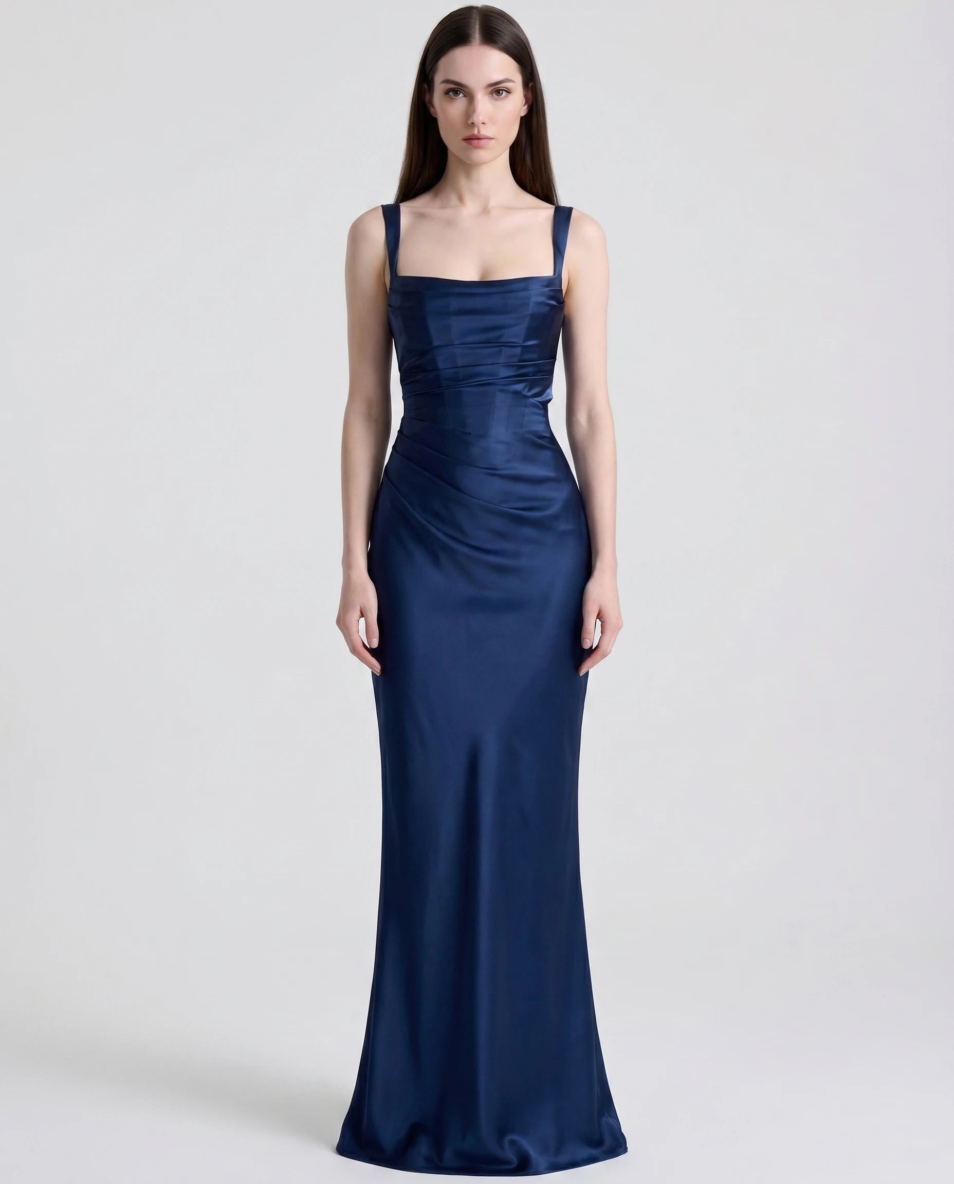 Robe longue en satin marine - vue de face