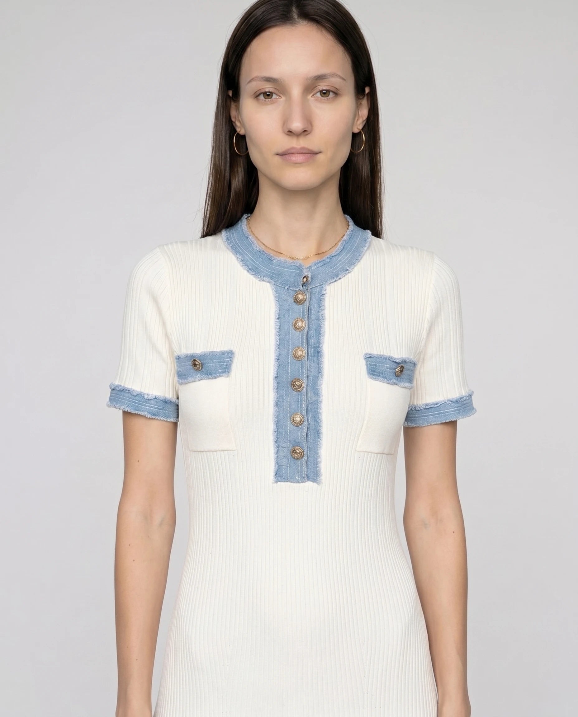 Robe midi en maille cotelee Odette - Blanc - detail col et boutons