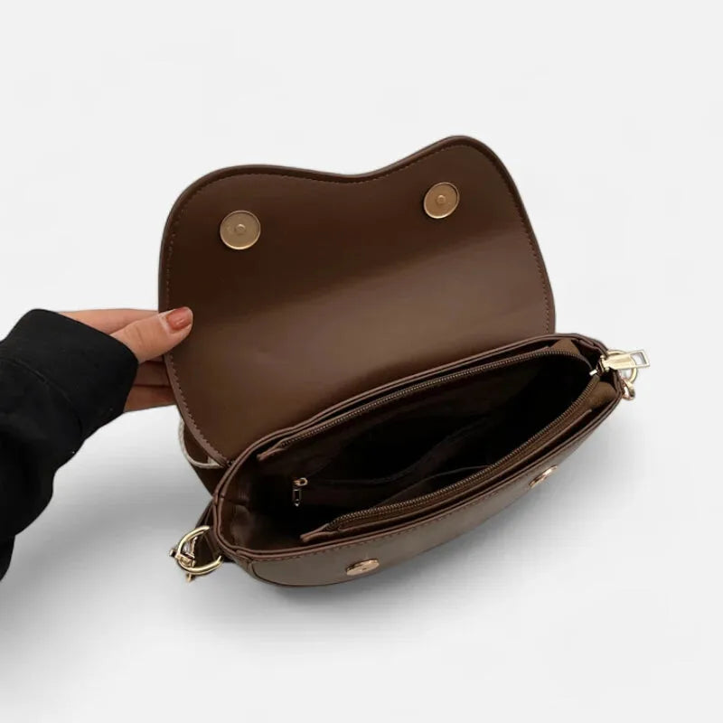 Sac à main banane demi-lune en cuir chic Danièle