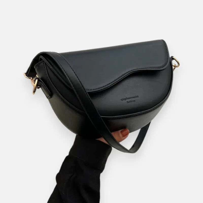 Sac à main banane demi-lune en cuir chic Danièle