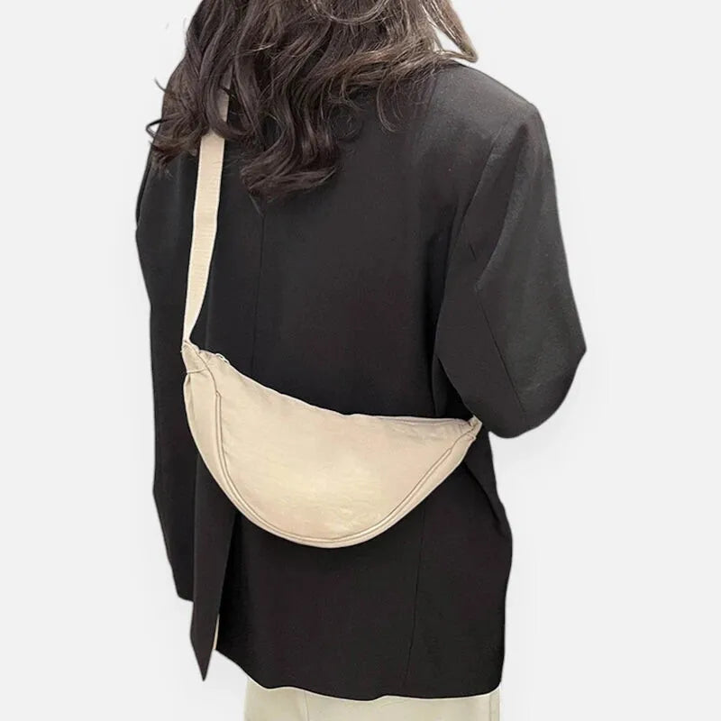 Sac à main banane demi-lune en tissu tendance Émilienne