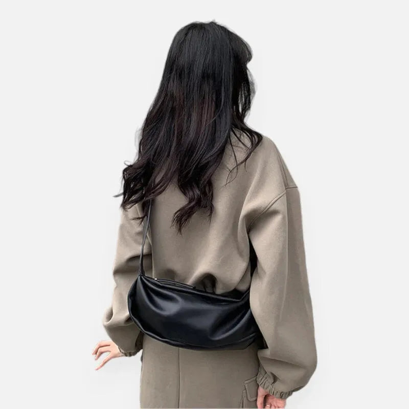 Sac à main banane en cuir chic Bernadette