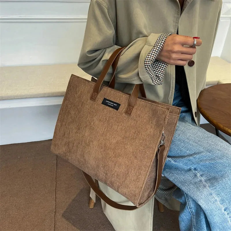 Sac à main cabas bandoulière en velours côtelé Amandine