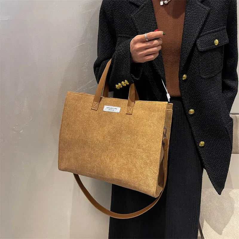 Sac à main cabas bandoulière en velours côtelé Amandine
