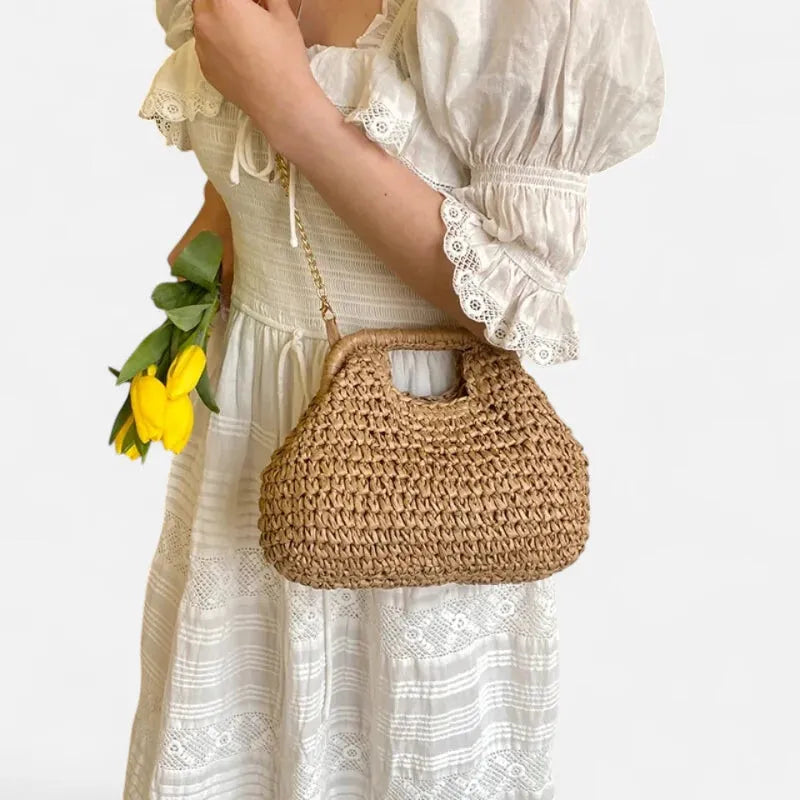 Sac à main en paille avec bandoulière en chaîne dorée Iris
