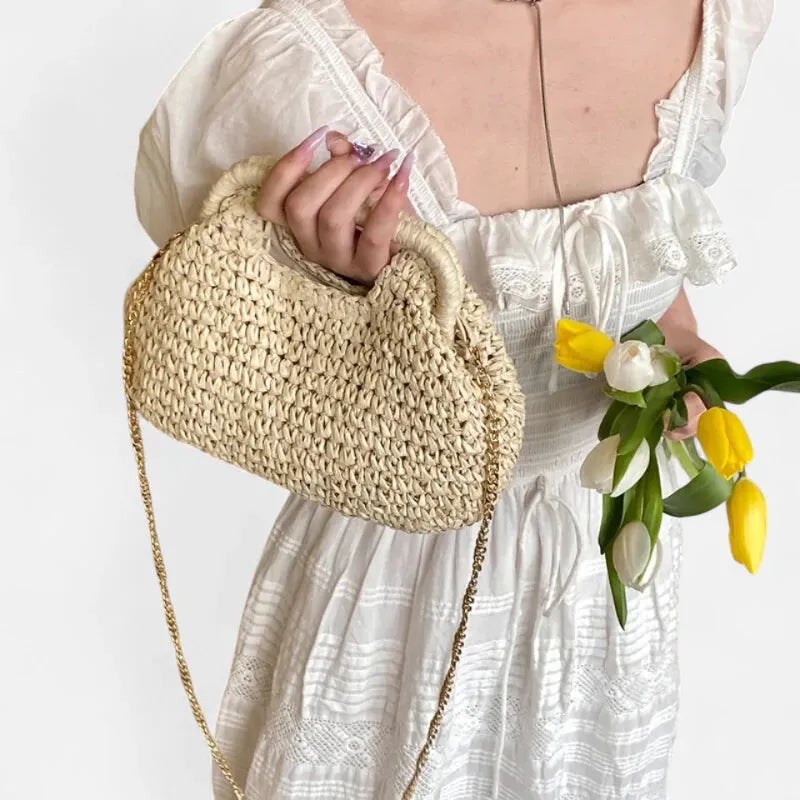 Sac à main en paille avec bandoulière en chaîne dorée Iris