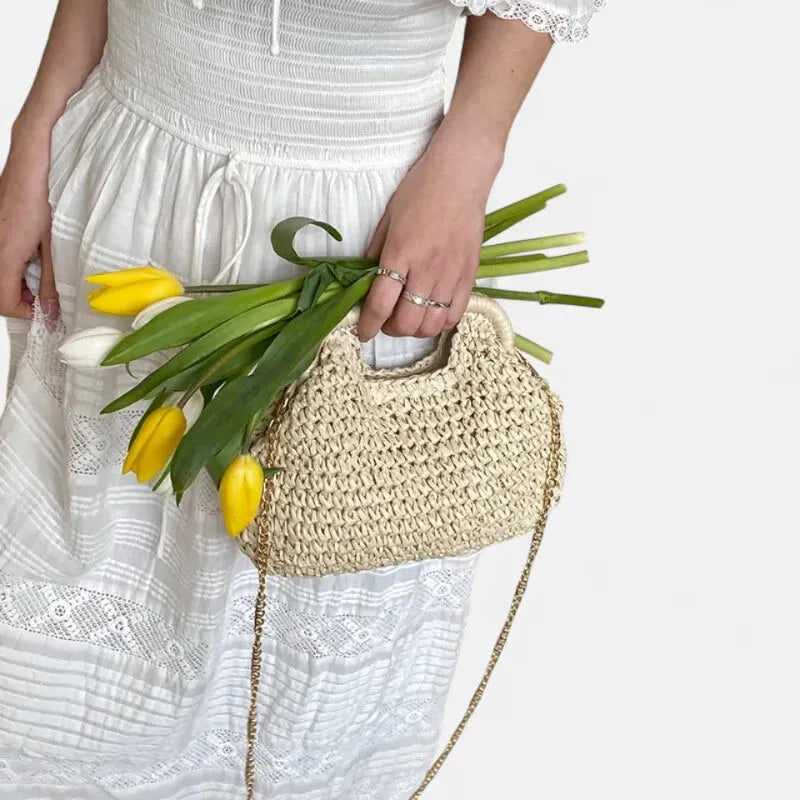 Sac à main en paille avec bandoulière en chaîne dorée Iris