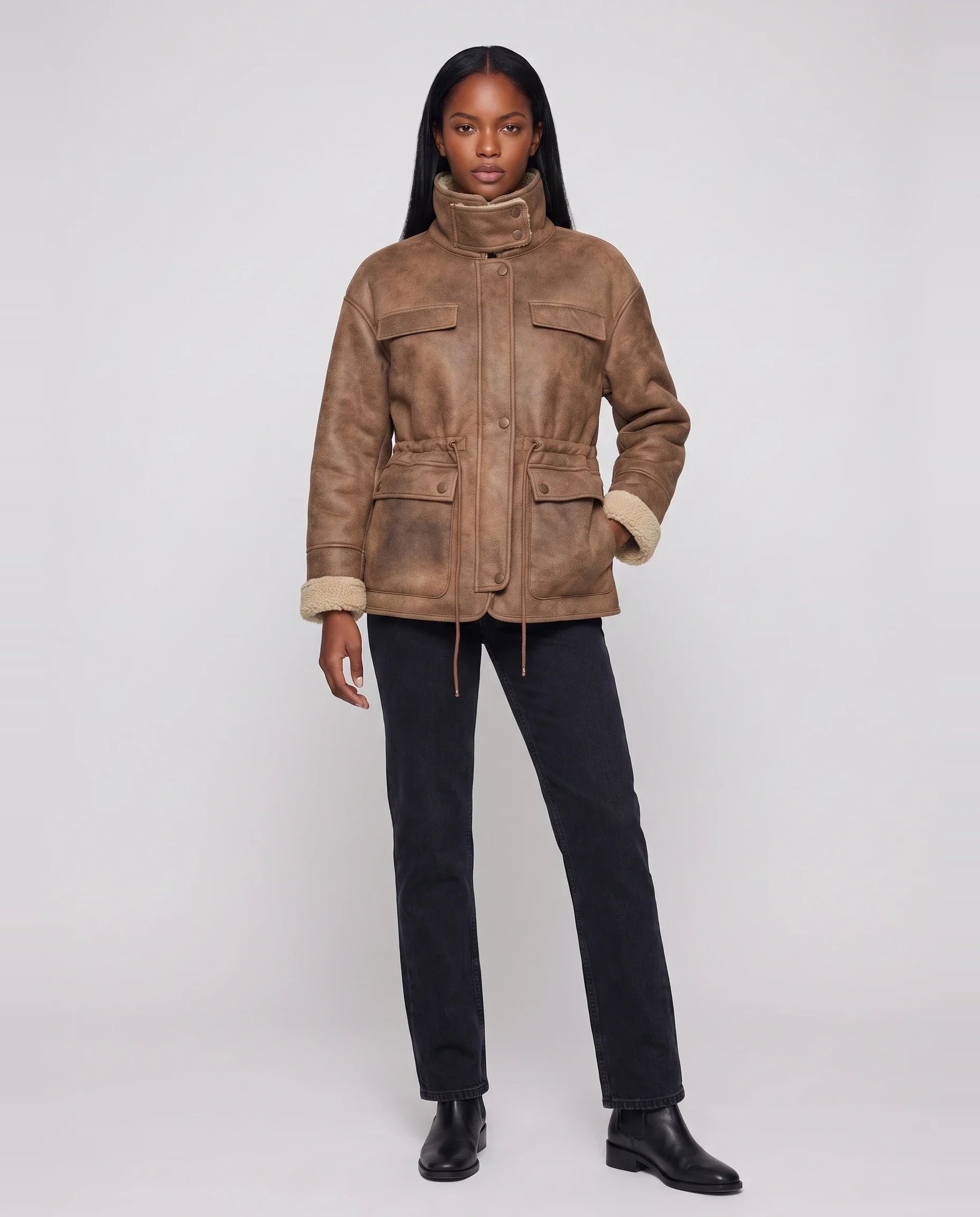 Veste aviateur réversible en sherpa caramel vieilli Christiane, vue de face en studio