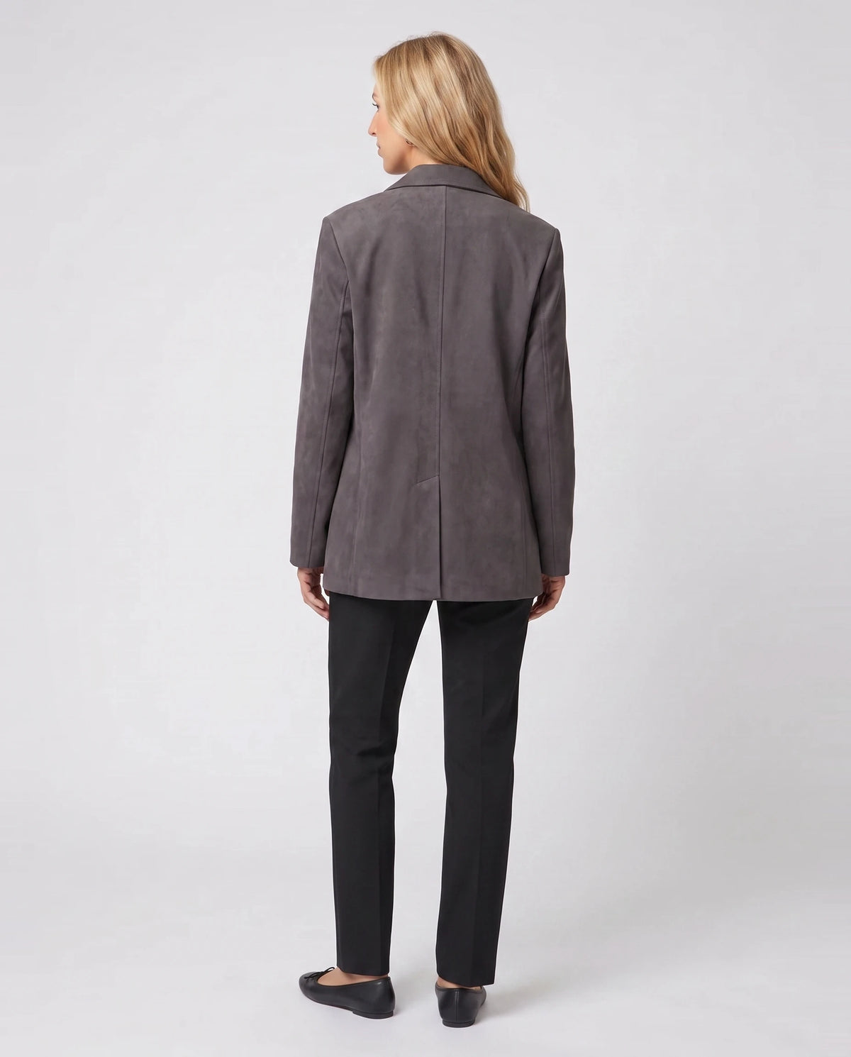 Blazerjacke aus Veloursimitat in Anthrazitgrau Clothilde, Rückansicht im Studio