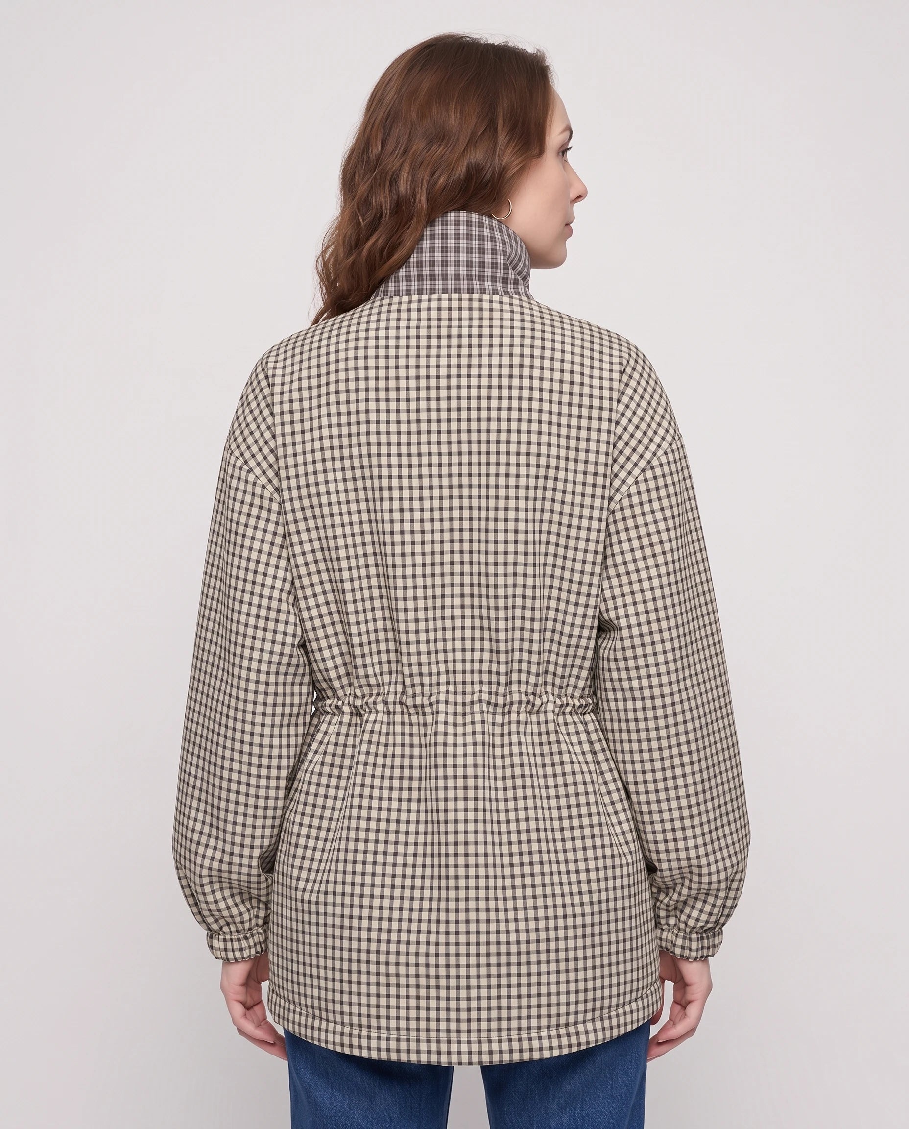 Veste col cheminée à carreaux Cléo — vue de dos, taille resserrée par le cordon — coloris carreaux