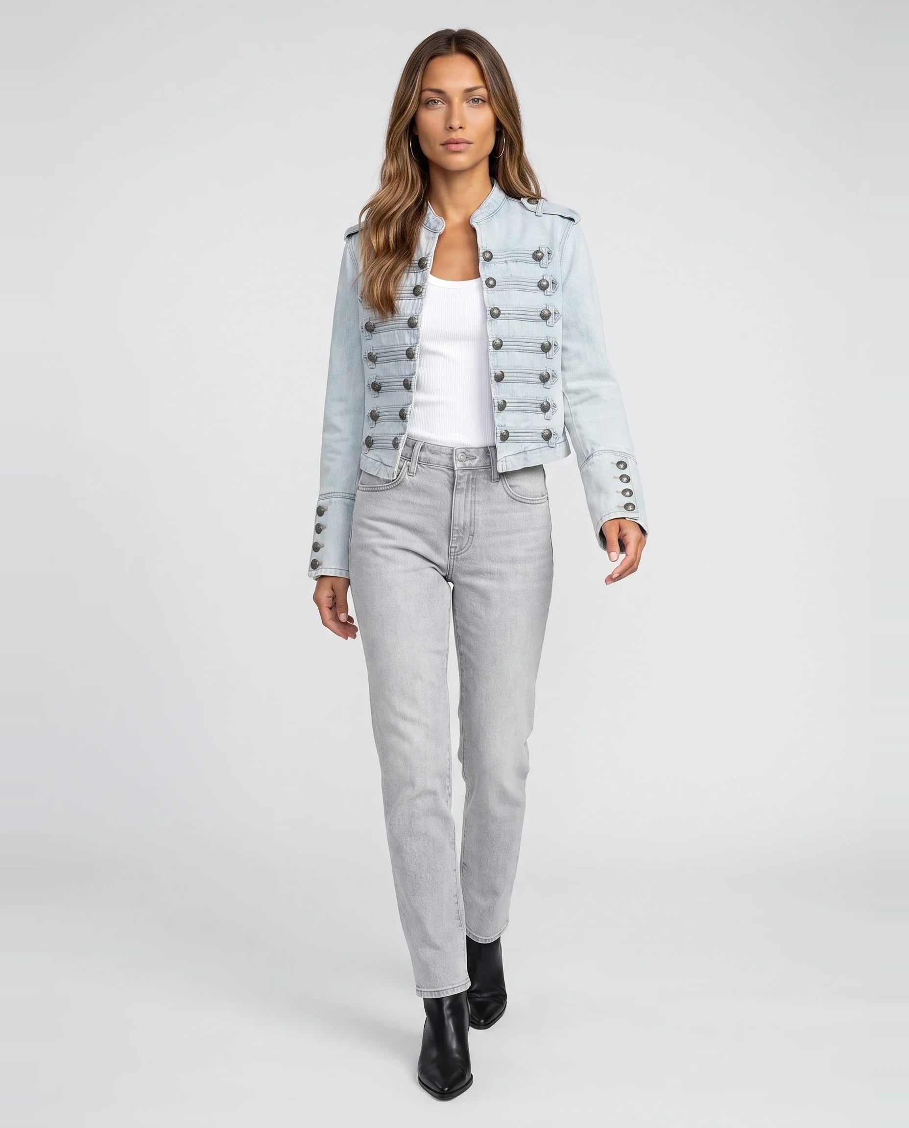 Veste en jean esprit officier bleu clair Rosemonde, vue de face en studio