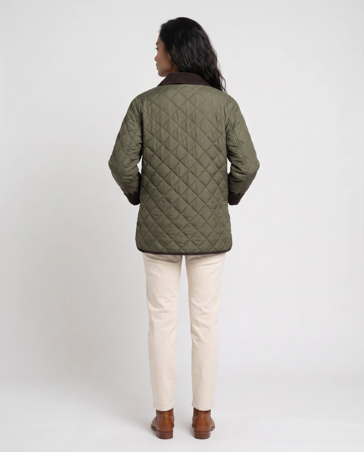Veste matelassée à col velours côtelé Talia en Vert Olive, vue de dos, matelassage losanges continu