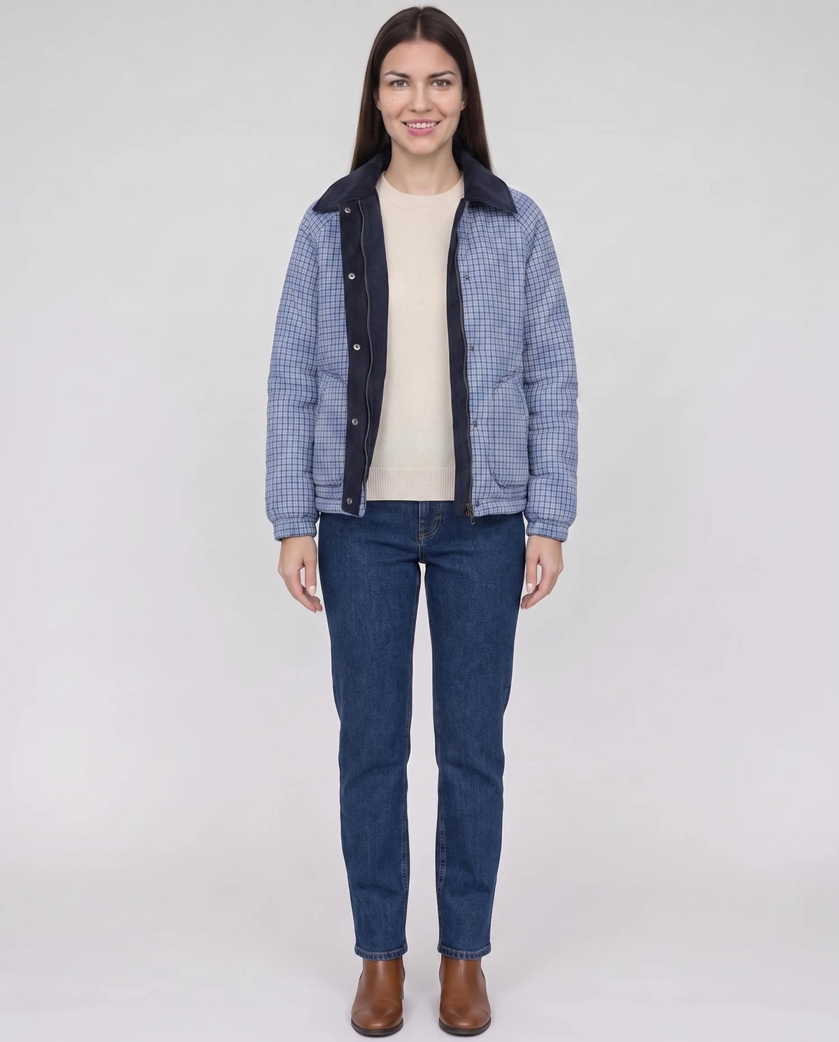 Veste matelassée réversible vichy Rosa en Bleu Marine, portée ouverte, face vichy, doublure unie visible