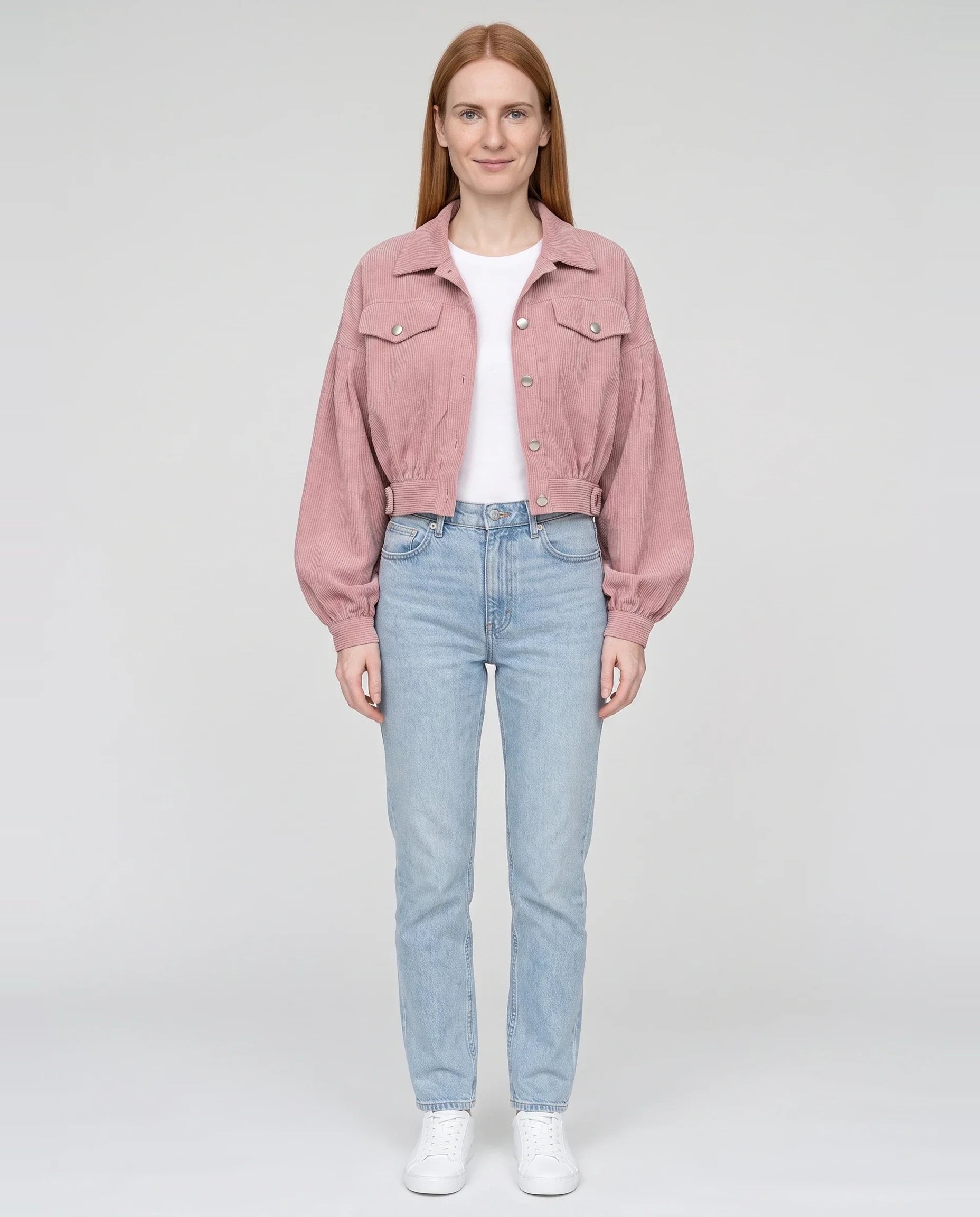 Veste courte en velours côtelé vieux rose Yvette, vue de face en studio