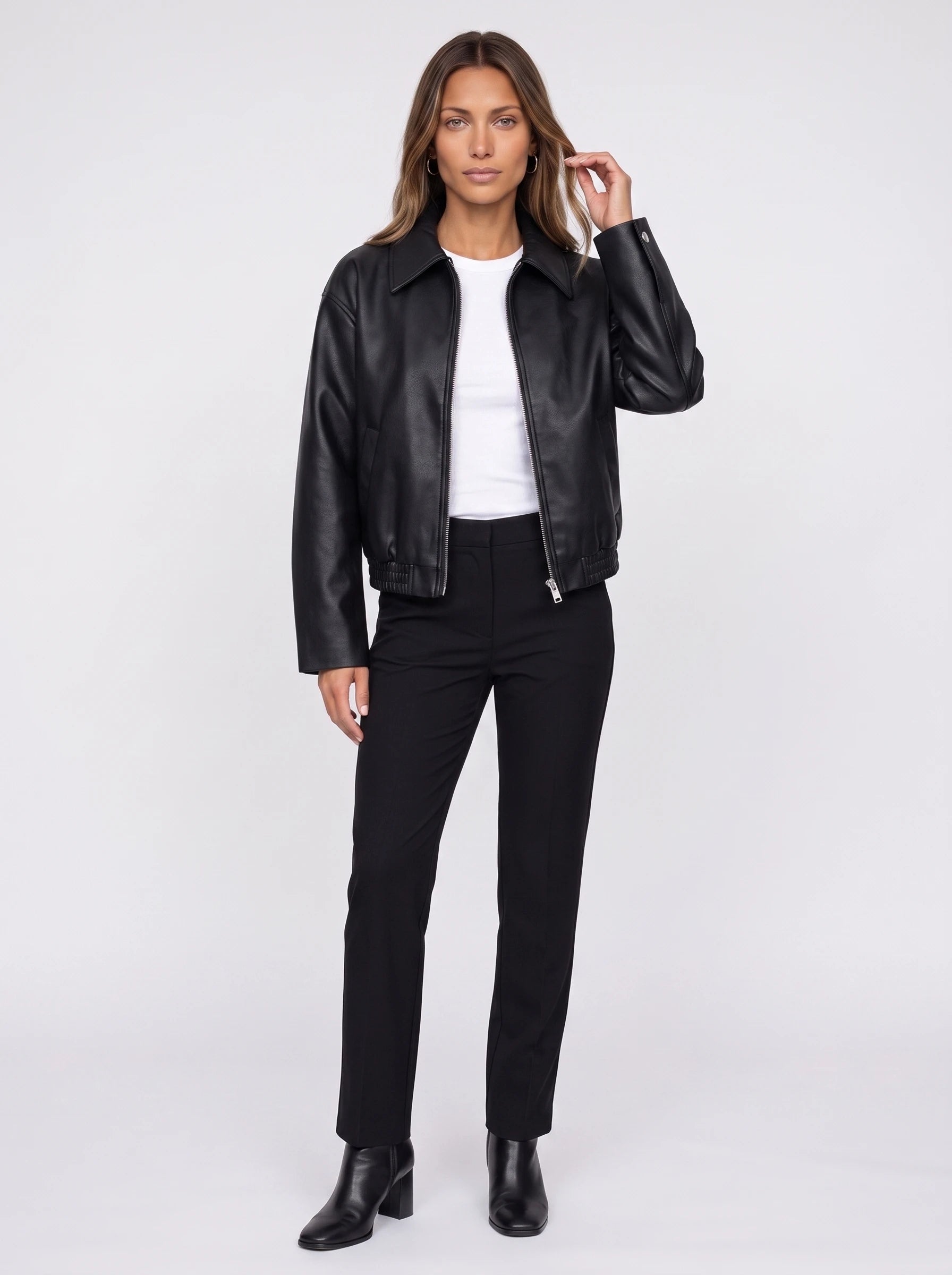 Veste zippée effet cuir noir Louane, vue de face en studio