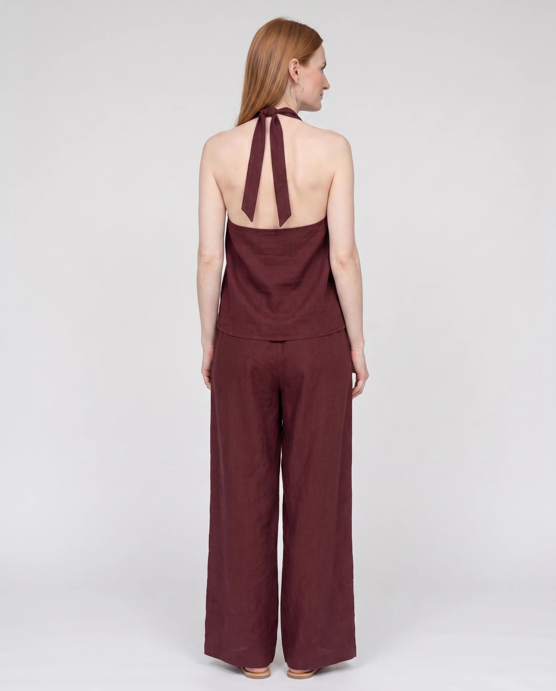 Ensemble top dos nu col V et pantalon large Ysaline — Bordeaux — vue dos studio
