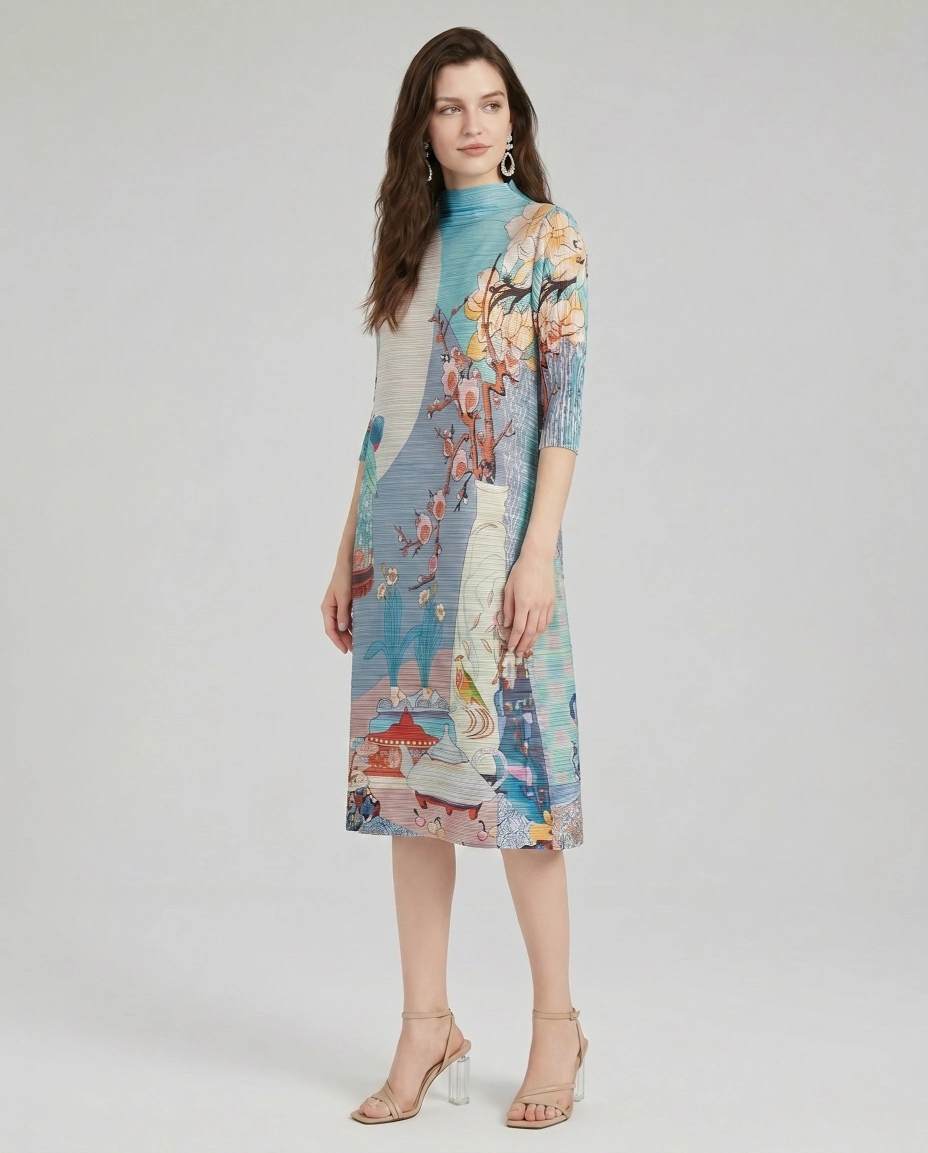 Robe midi plissée chinoiserie - trois-quarts en mouvement