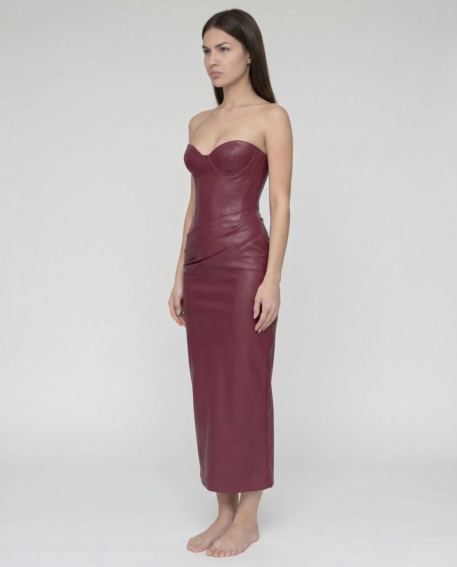 Robe simili cuir bordeaux, vue trois-quarts