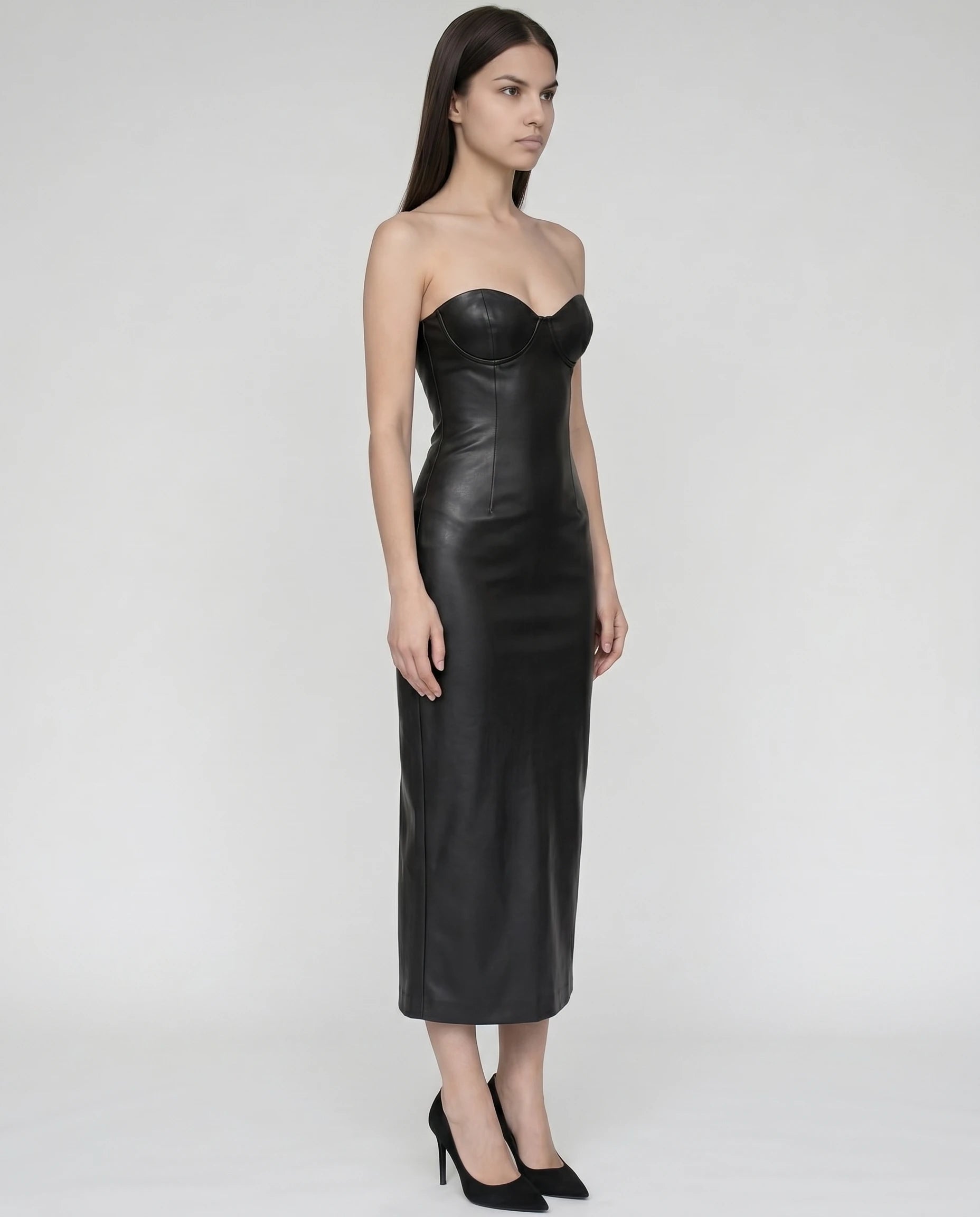 Robe simili cuir noire, vue trois-quarts