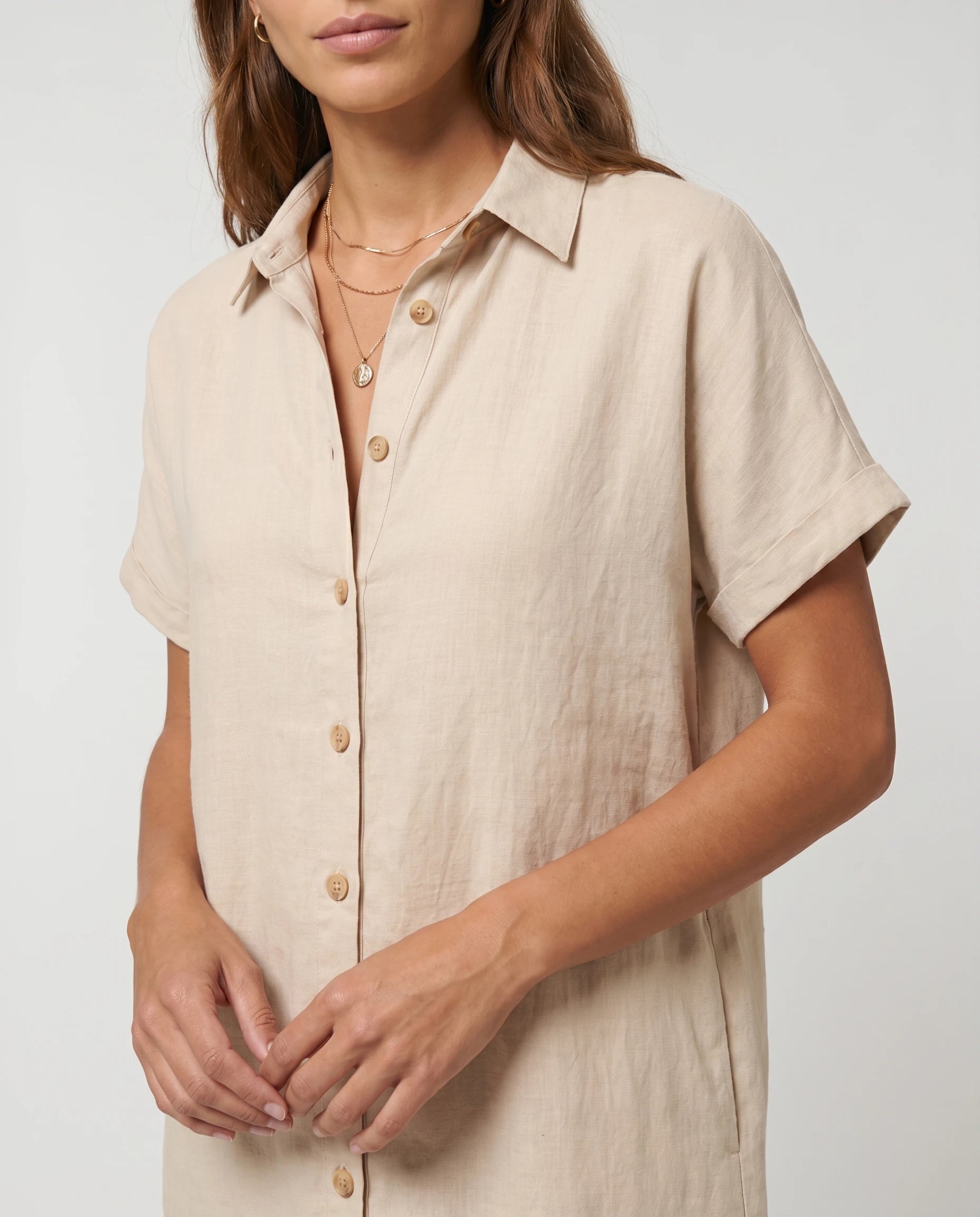 Robe chemise lin beige detail boutons