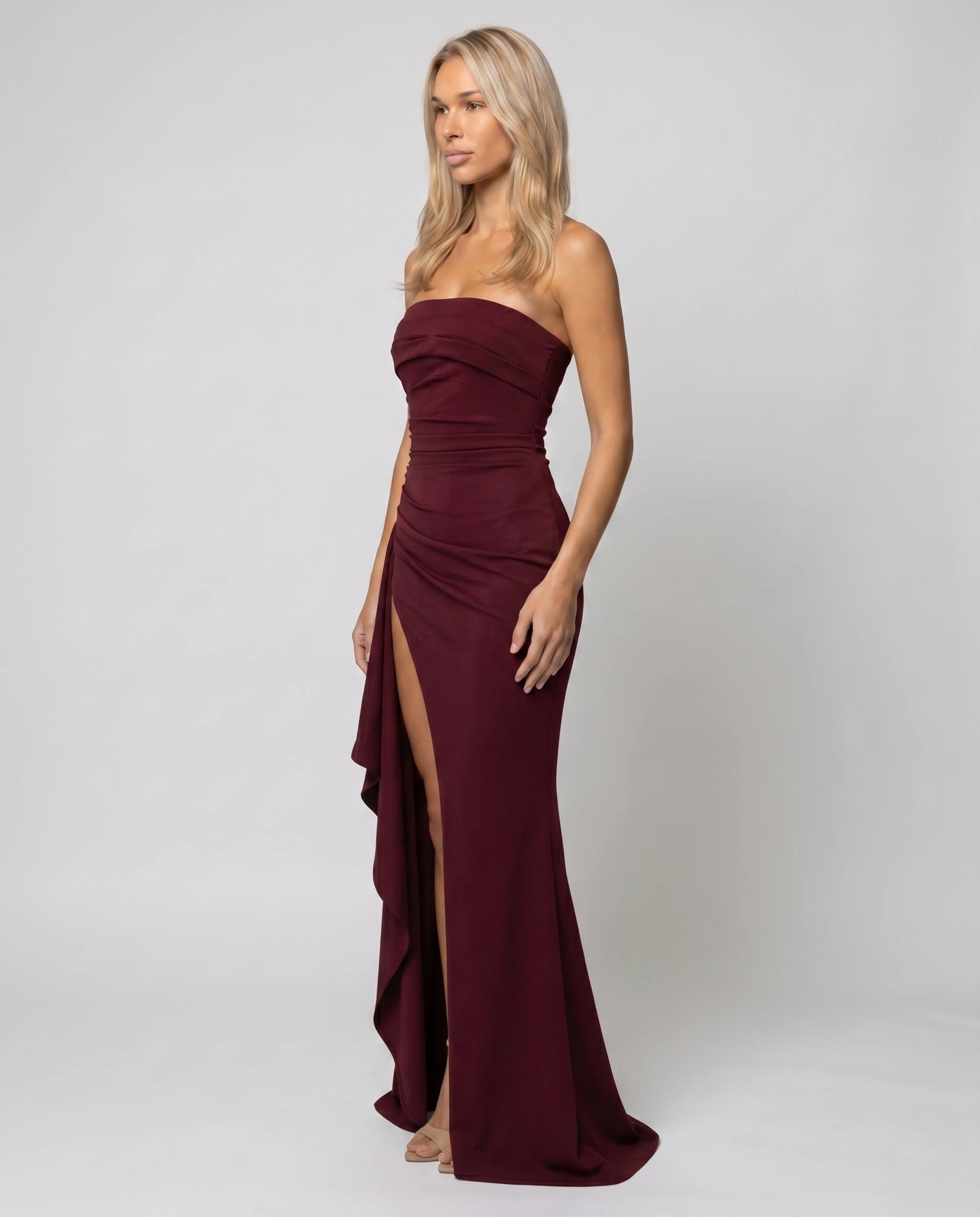 Robe longue bustier cerise laquée