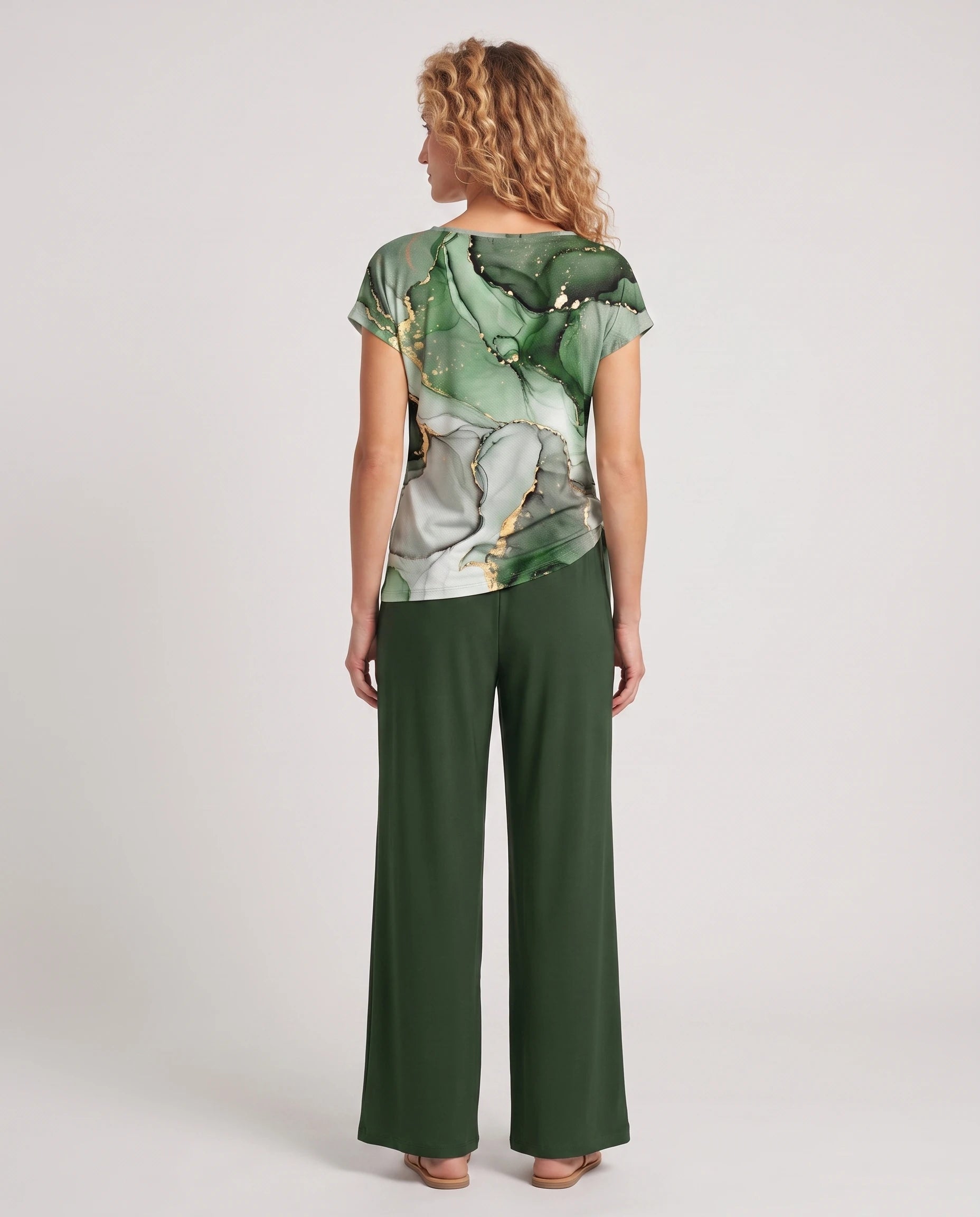 Ensemble top à nœud latéral et pantalon large Angéline — Vert Forêt — vue dos studio