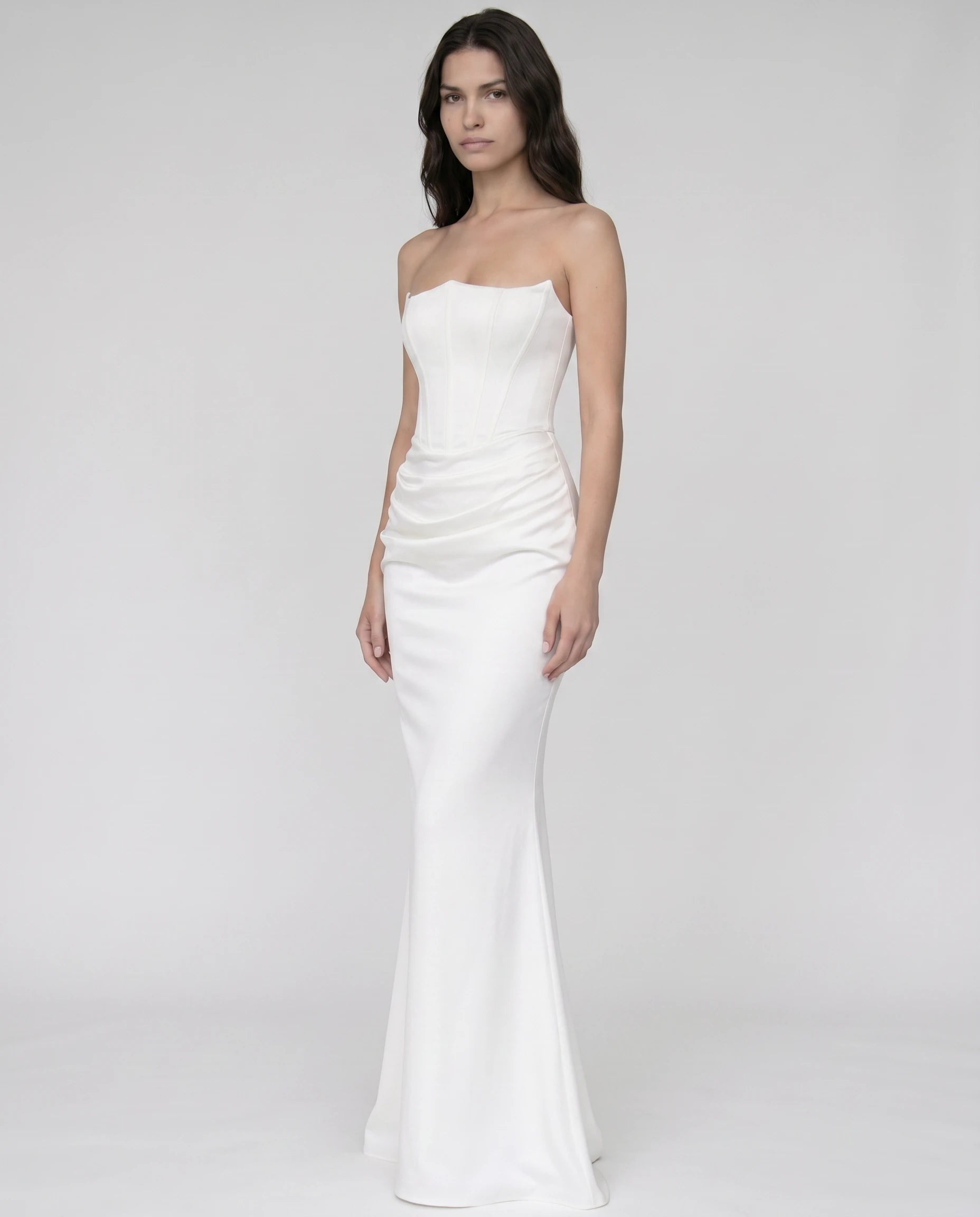 Robe longue corset blanche, vue de trois-quarts