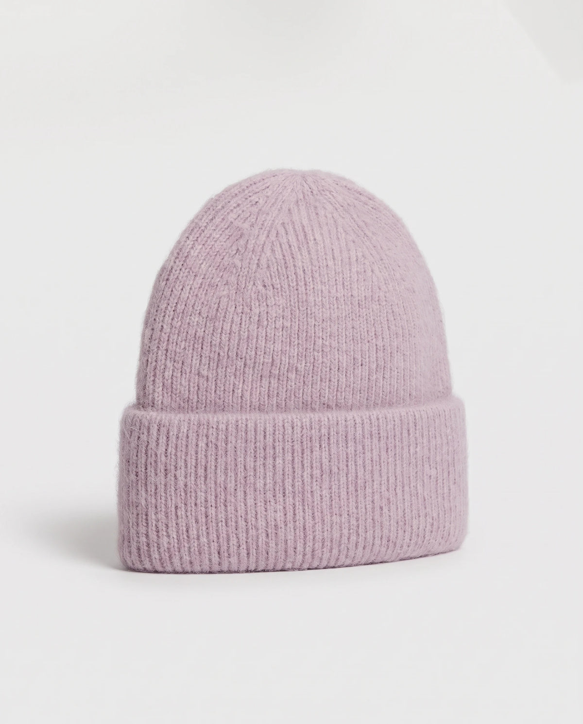 Strickmütze mit Umschlag — Thaïs, Farbe Flieder, Studio-Packshot