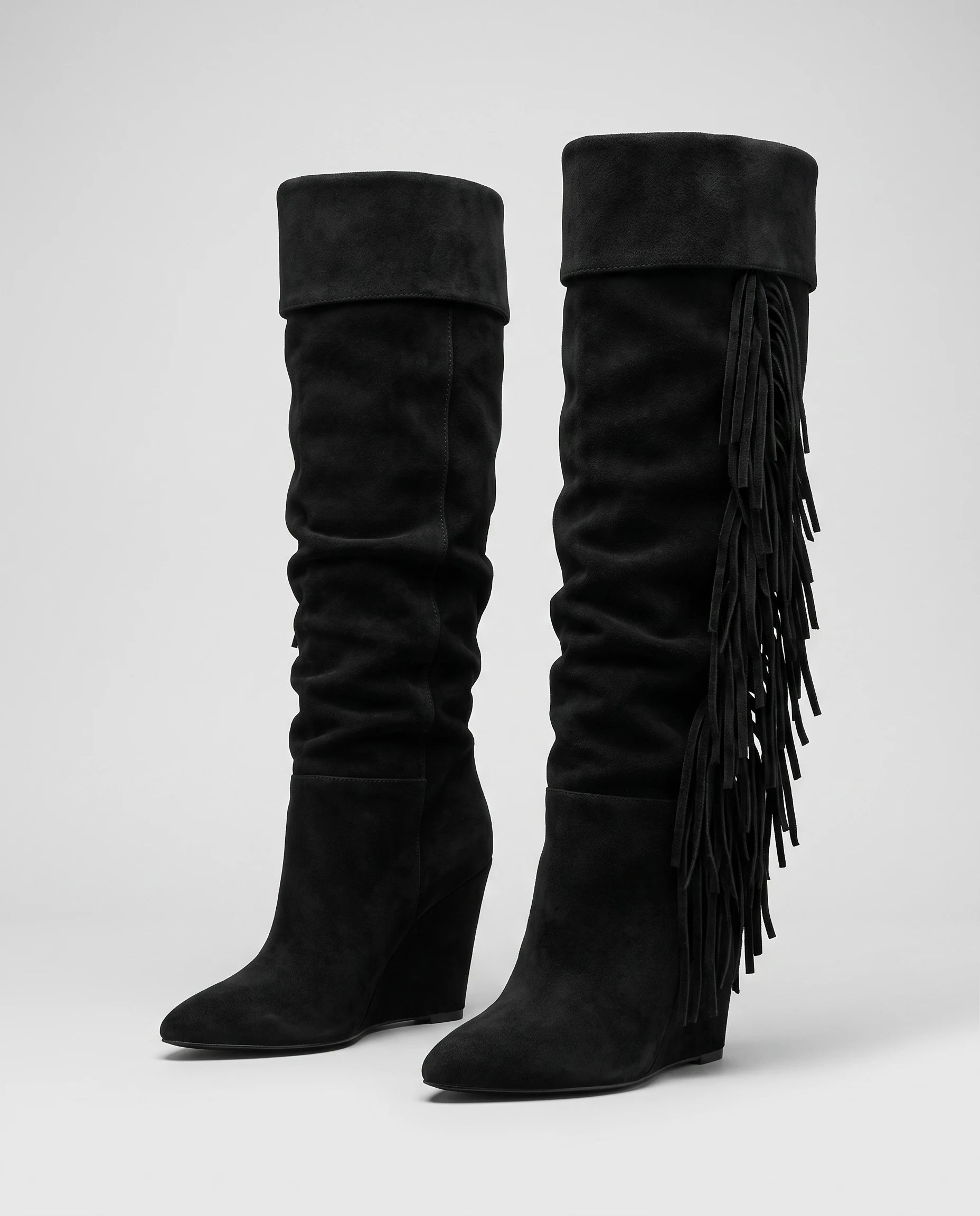 Bottes hautes à franges à talon compensé Alexandrine — Noir, paire vue de trois quarts avant studio