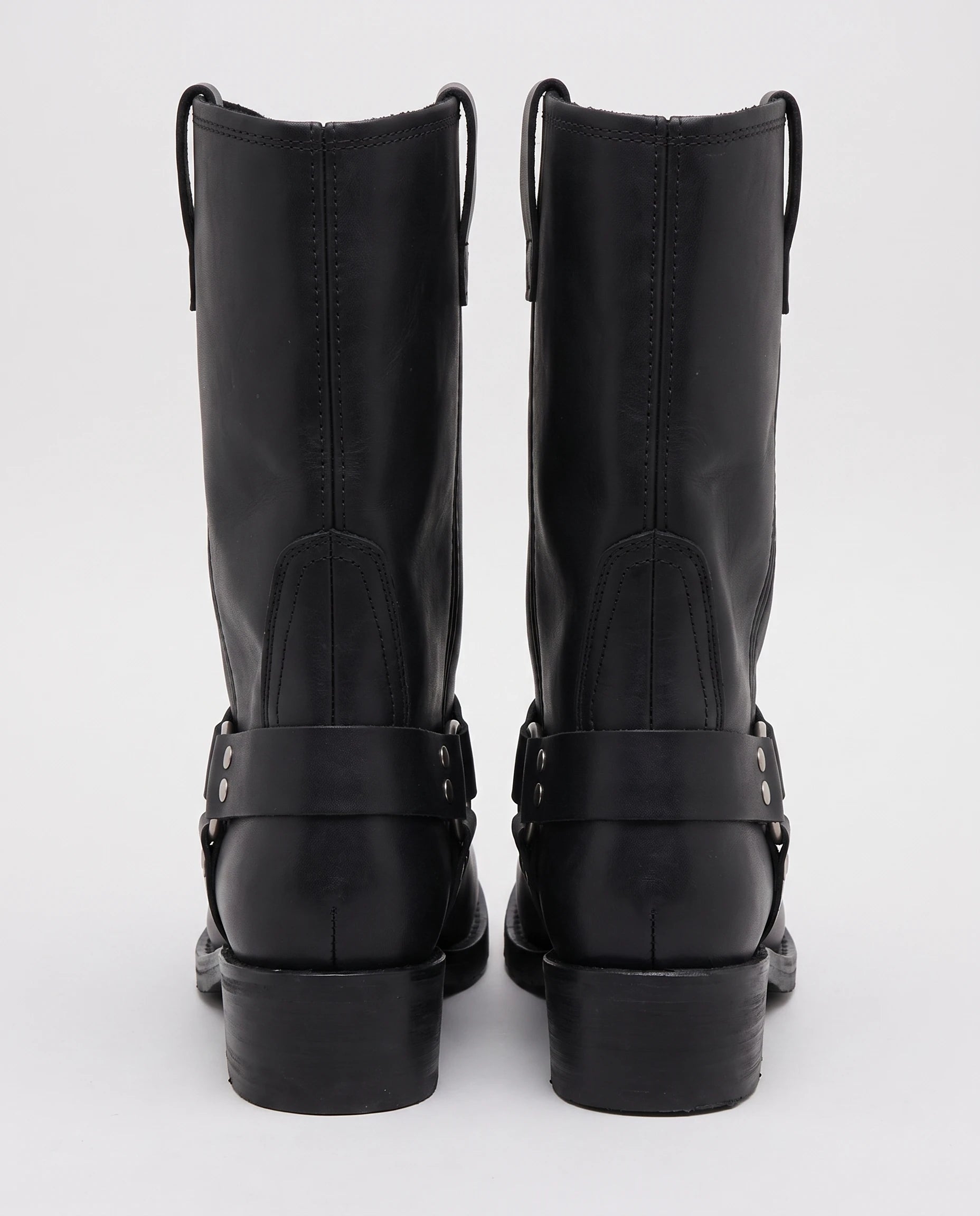 Bottes motardes mi-mollet effet cuir Irmine — Noir, paire vue de dos, couture de tige et talon carré