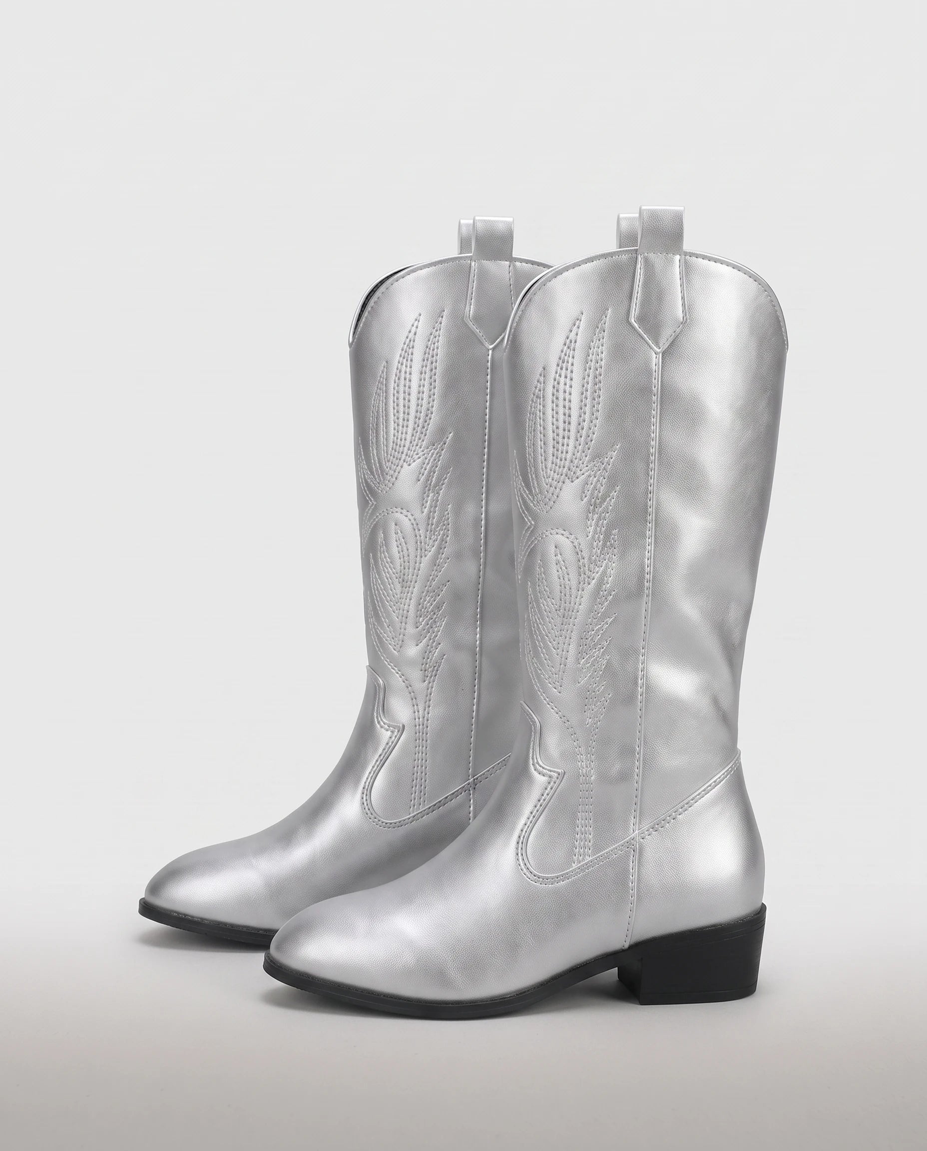 Bottes santiags mi-mollet à broderie contrastée Amaryllis Argent — packshot de profil