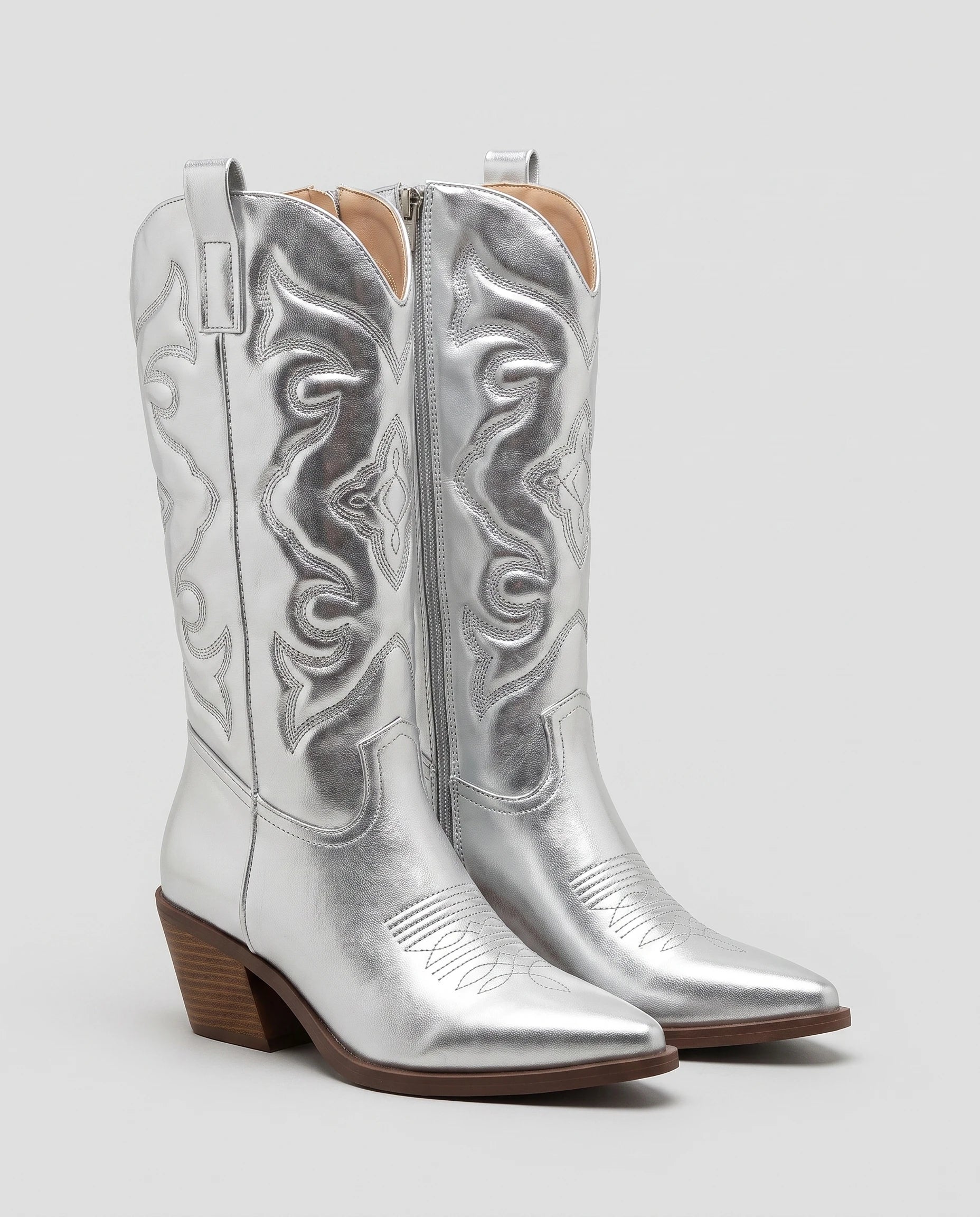 Bottes santiags mi-mollet en simili Artémise Argent — packshot studio