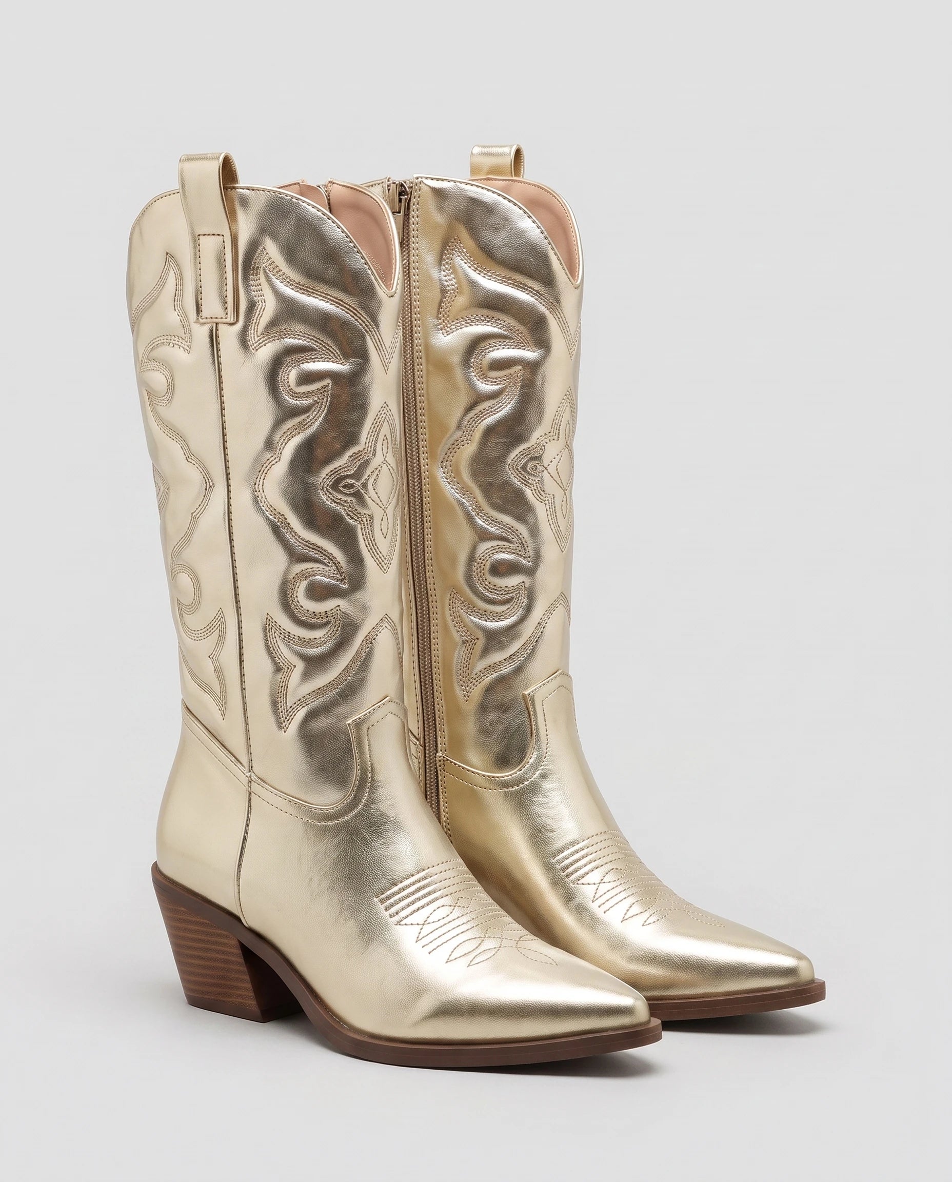 Bottes santiags mi-mollet en simili Artémise Doré — packshot studio