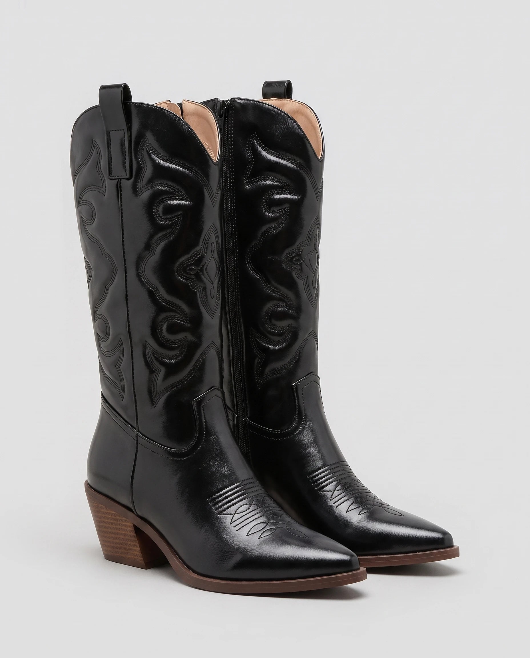 Bottes santiags mi-mollet en simili Artémise Noir — packshot studio