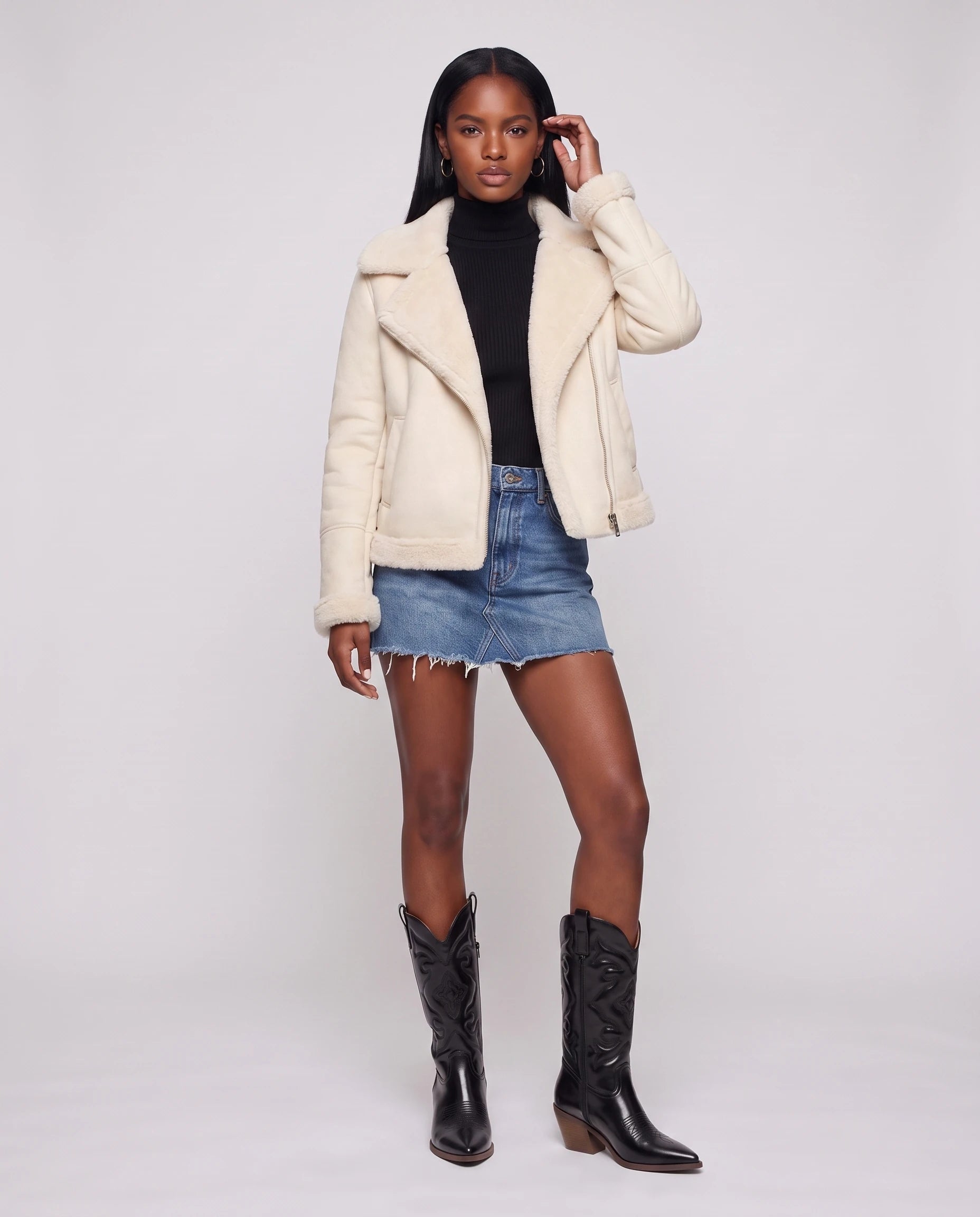Bottes santiags mi-mollet en simili Artémise Noir — portées en pied