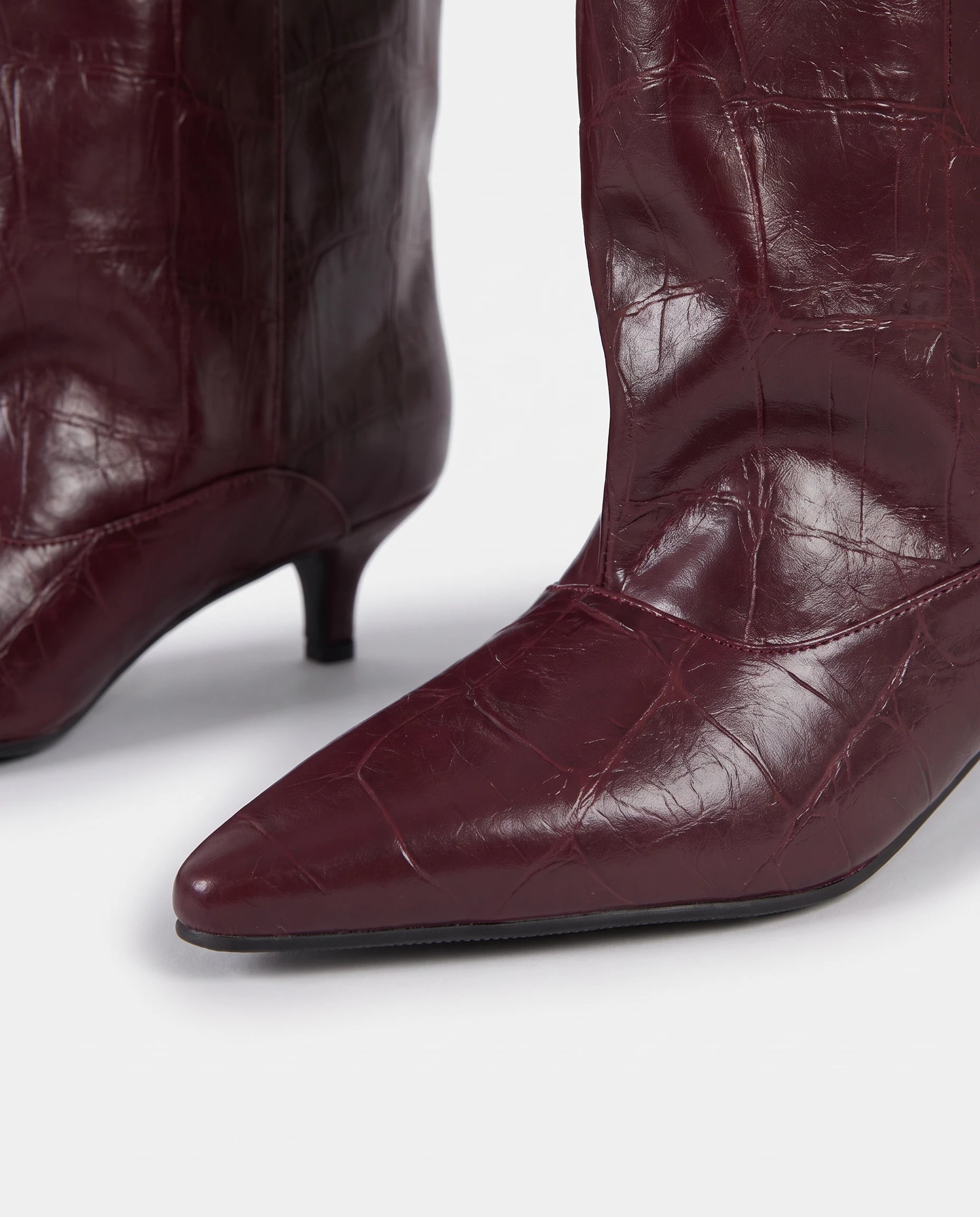 Bottes souples à petit talon effet croco Micheline — Bordeaux, packshot vue complémentaire