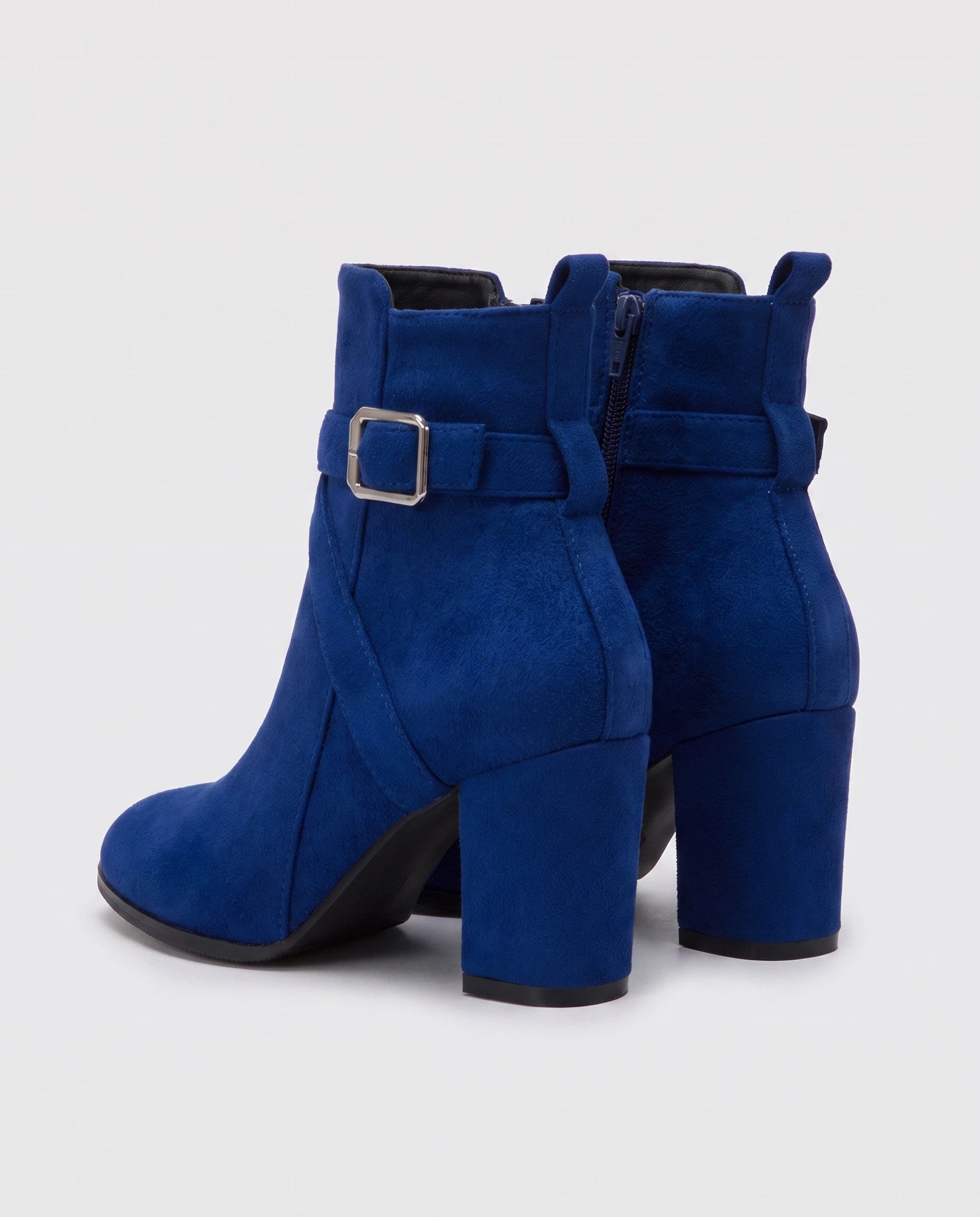 Bottines a bride et boucle en suedine Armantine Bleu Outremer — packshot studio