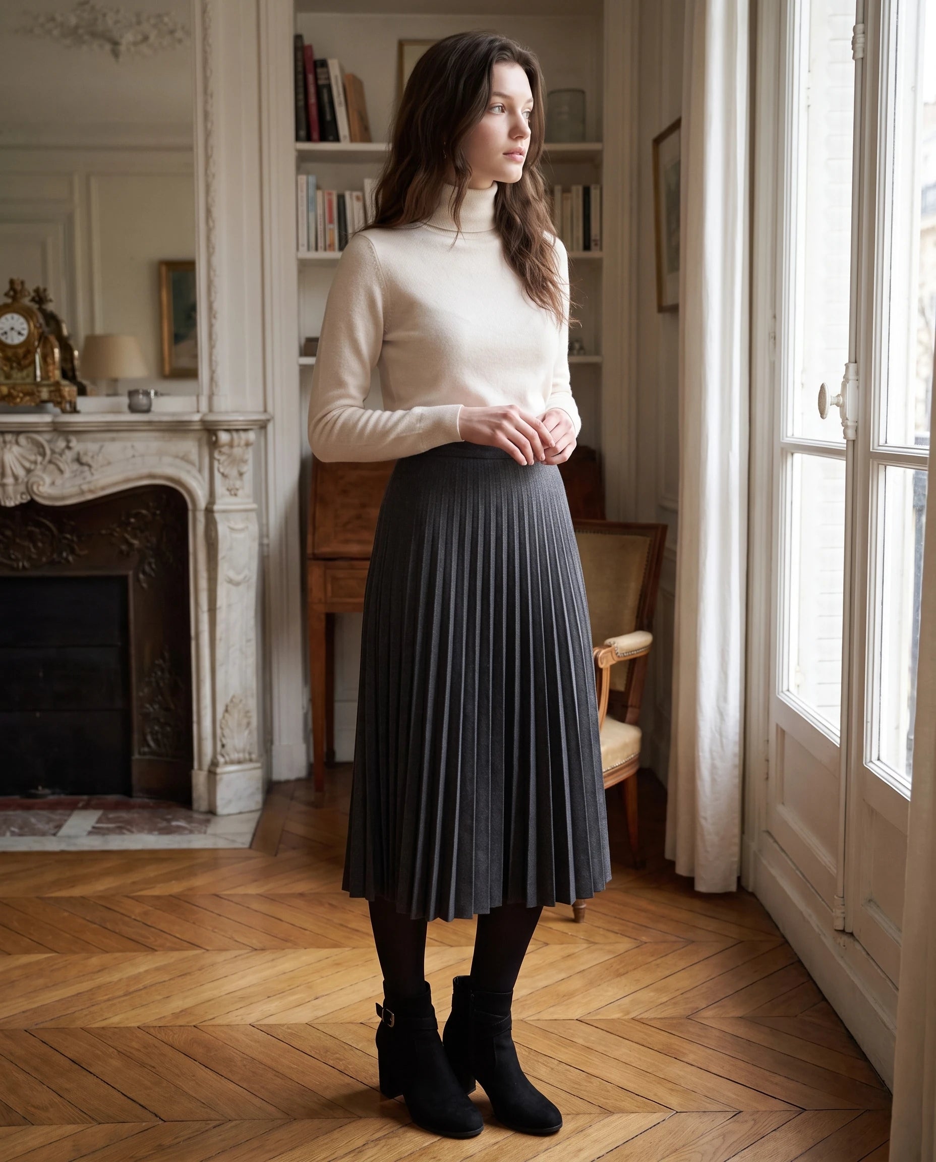 Bottines a bride et boucle en suedine Armantine Noir — portées en situation