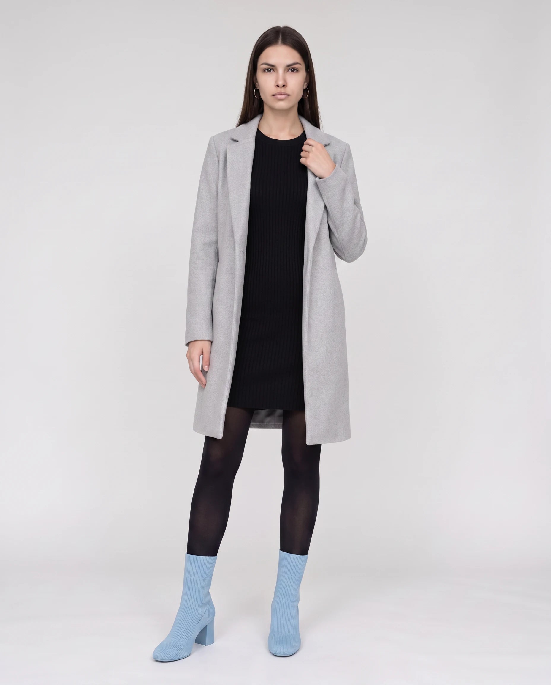Bottines chaussettes en maille a talon haut Adelphine Bleu Ciel — portées en pied