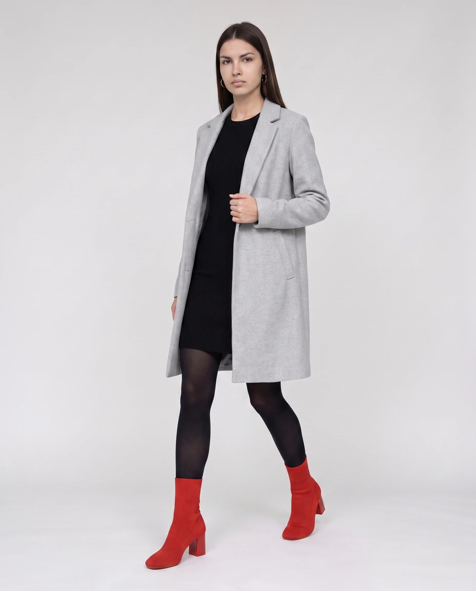 Bottines chaussettes en maille a talon haut Adelphine Rouge Coquelicot — portées en pied