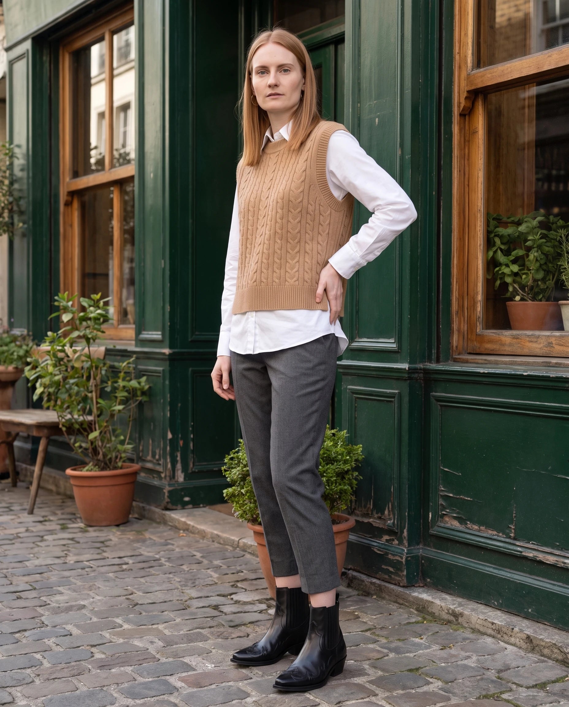 Bottines western à bout pointu en simili Mathurine Noir — portées en extérieur