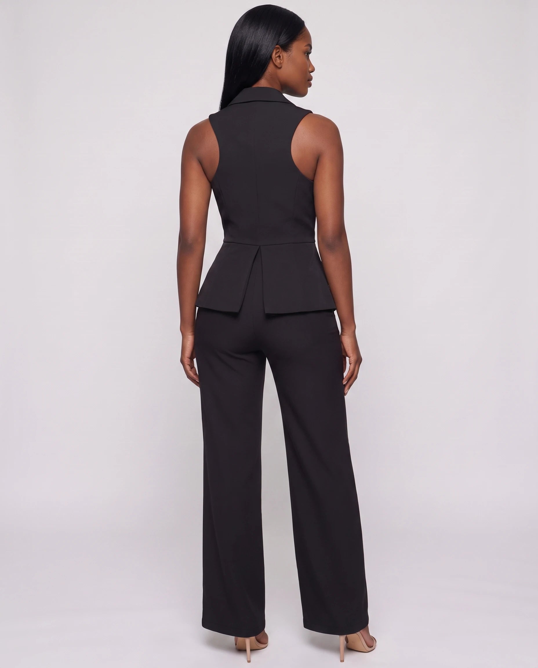 Combinaison blazer chic Hermance noire, vue de dos en studio