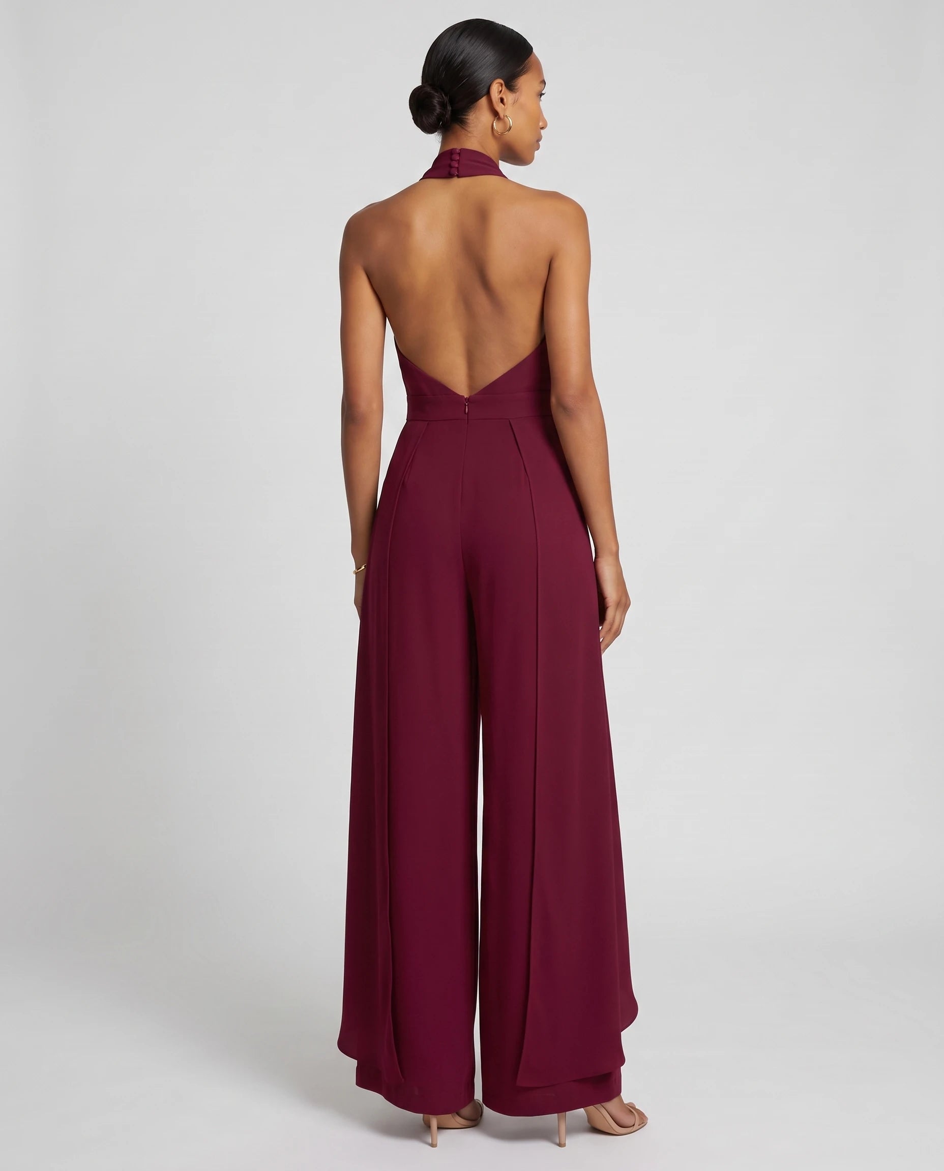 Combinaison habillee dos nu jambe large Bordeaux, dos nu ouvert vue studio - Celestine | Zolena