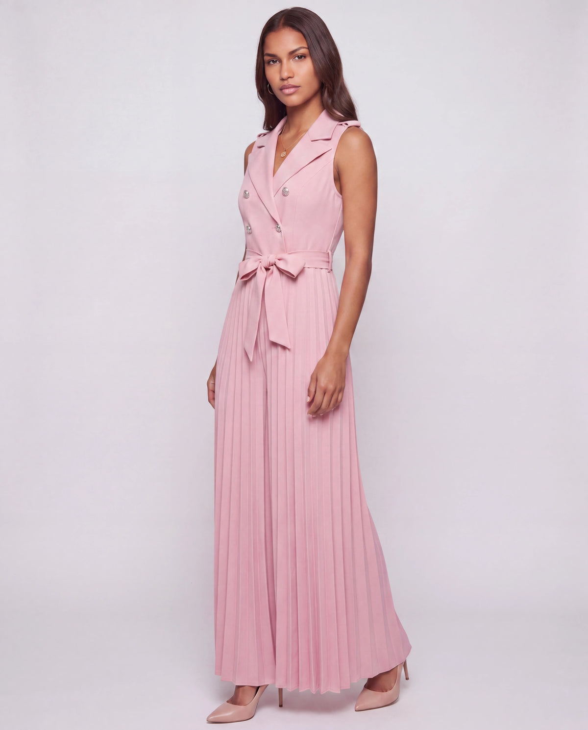 Combinaison habillée plissée à buste blazer Lucinde, coloris Rose, vue de trois-quarts