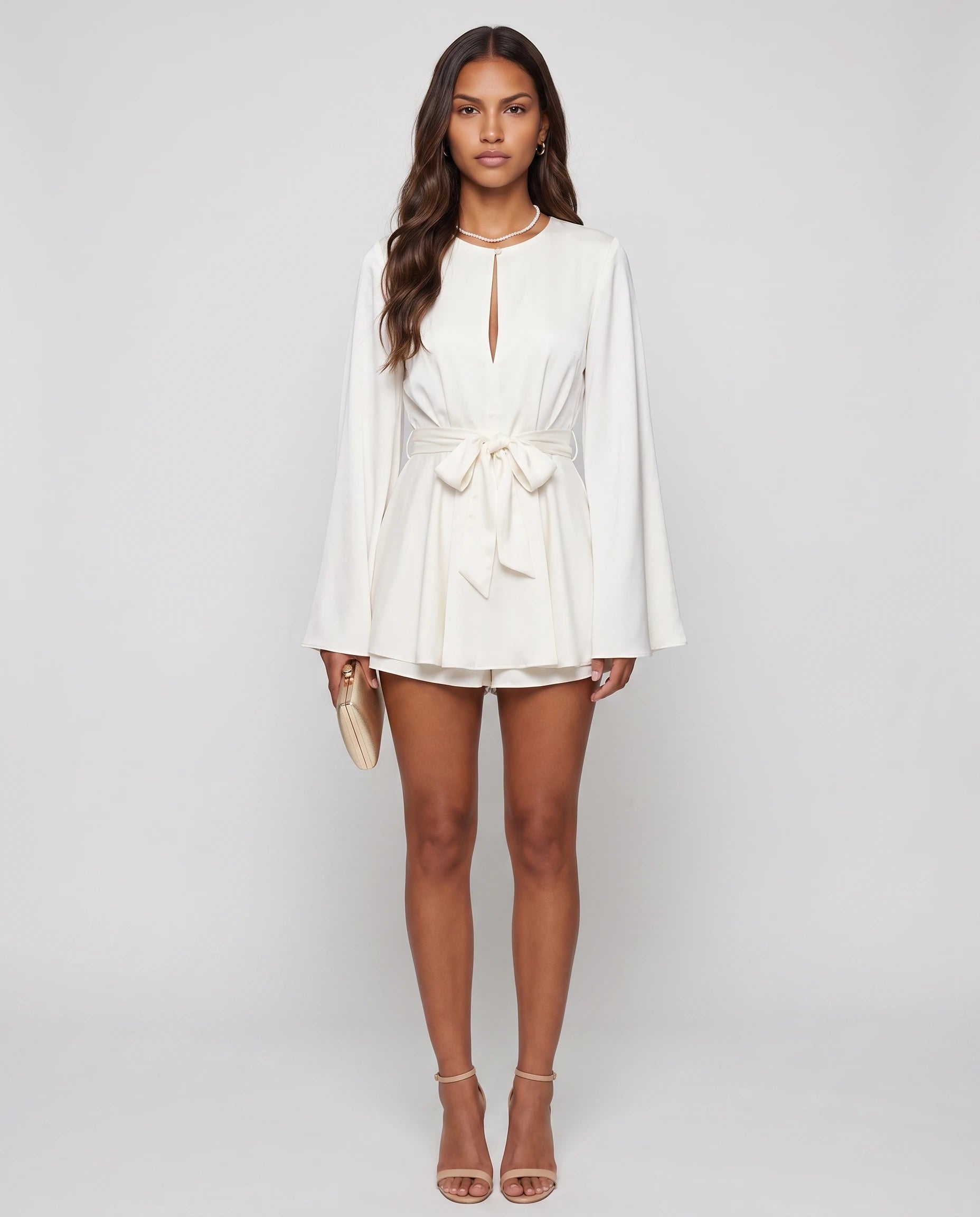 Combishort manches longues effet robe Calypso, coloris Blanc, vue de face en studio