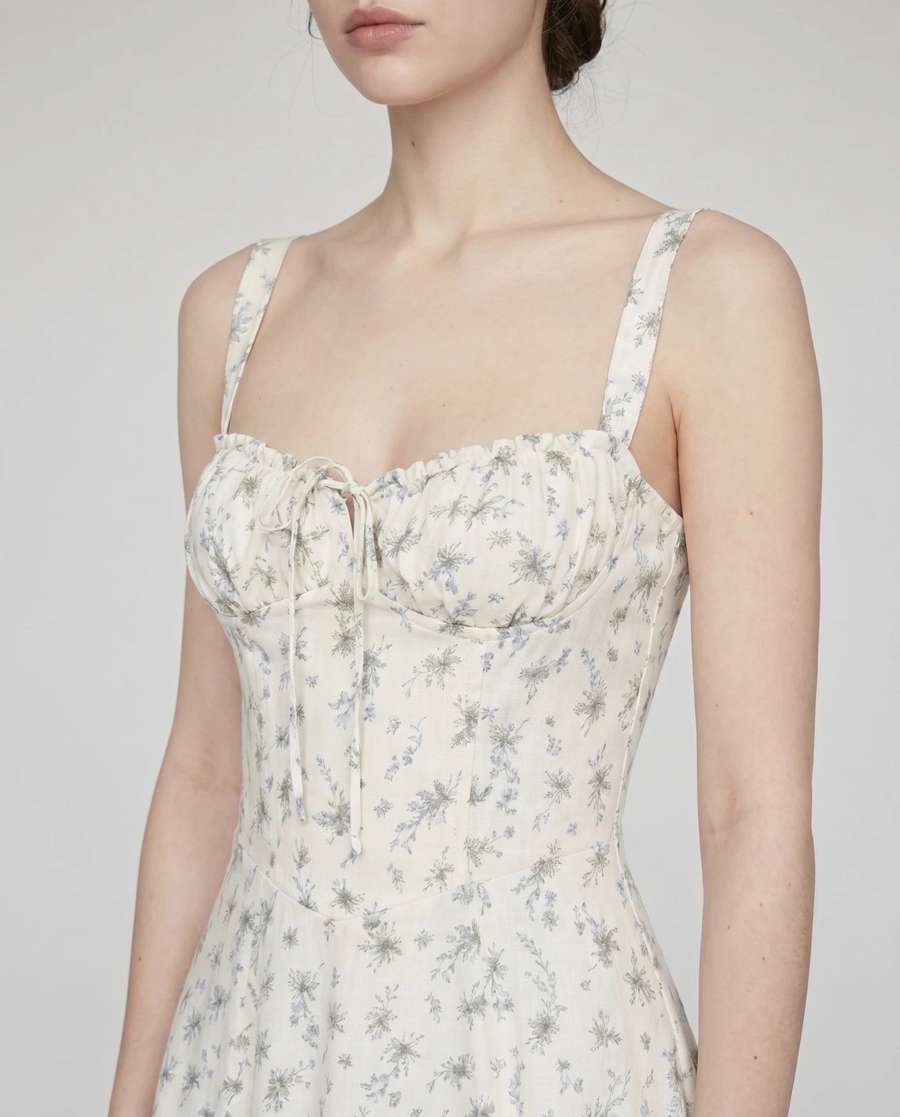 Bustier corset de la robe fleurie Rosalie coloris Bleuet — Zolena