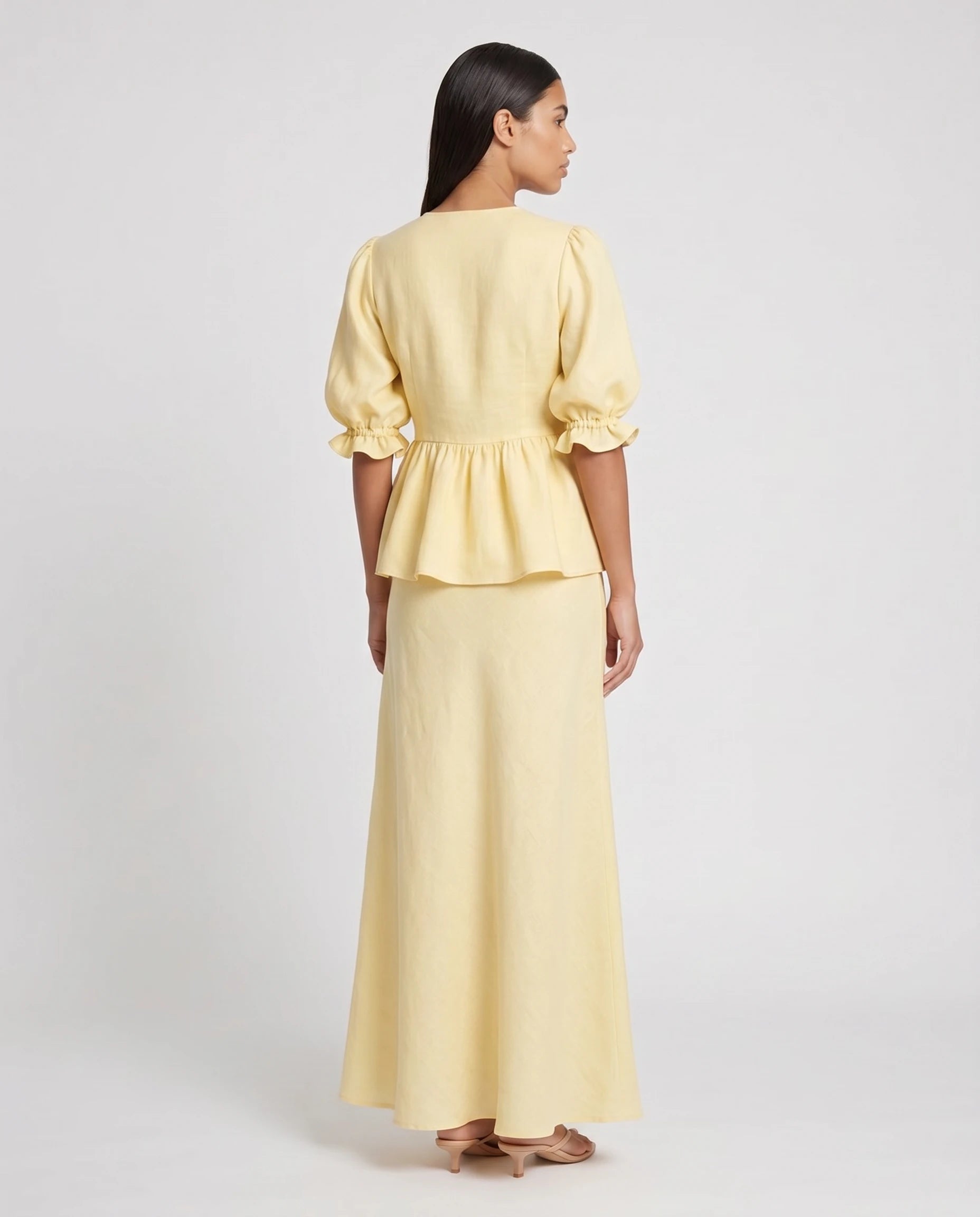Ensemble blouse nouée et jupe longue en coton Roselyne — Jaune Pâle, vue de dos