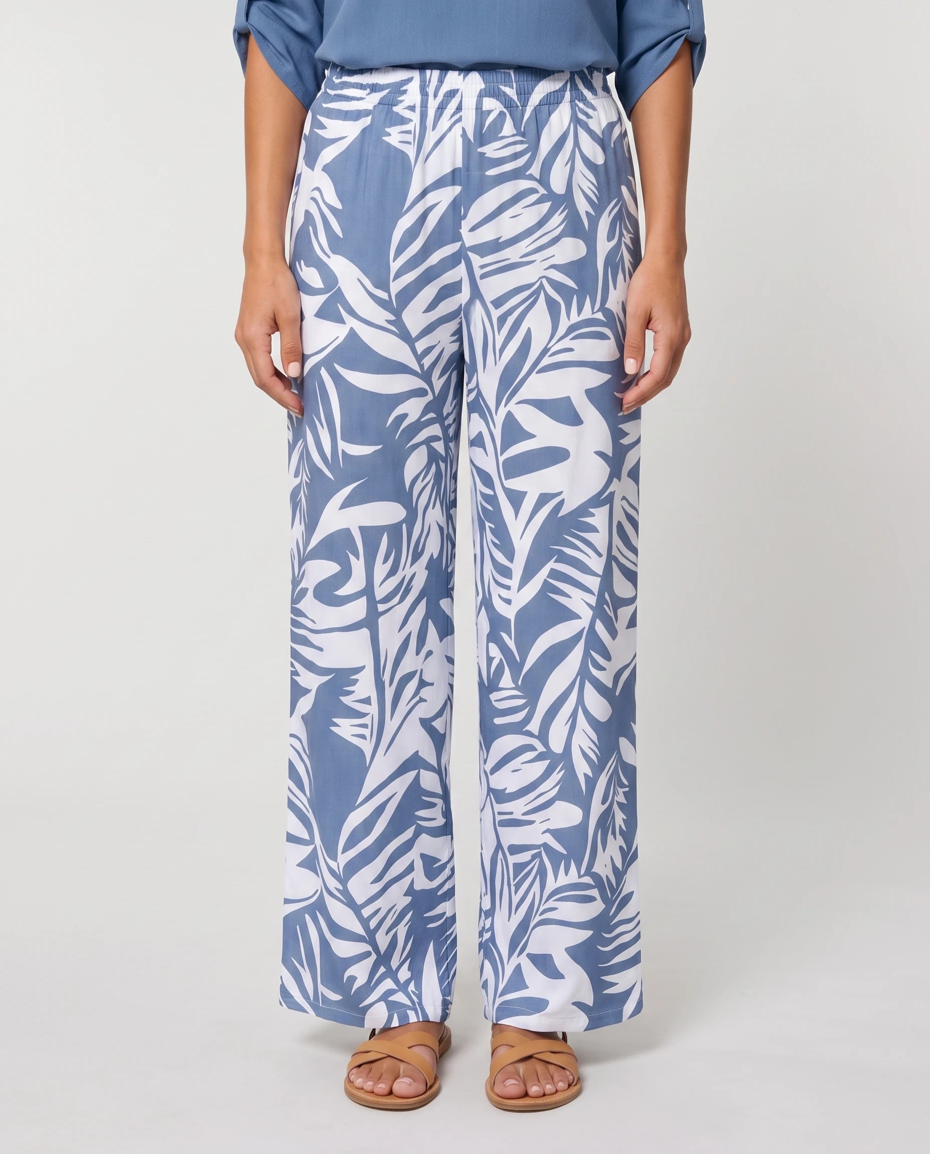 Ensemble blouse et pantalon large imprimé Servane — Bleu — détail imprimé