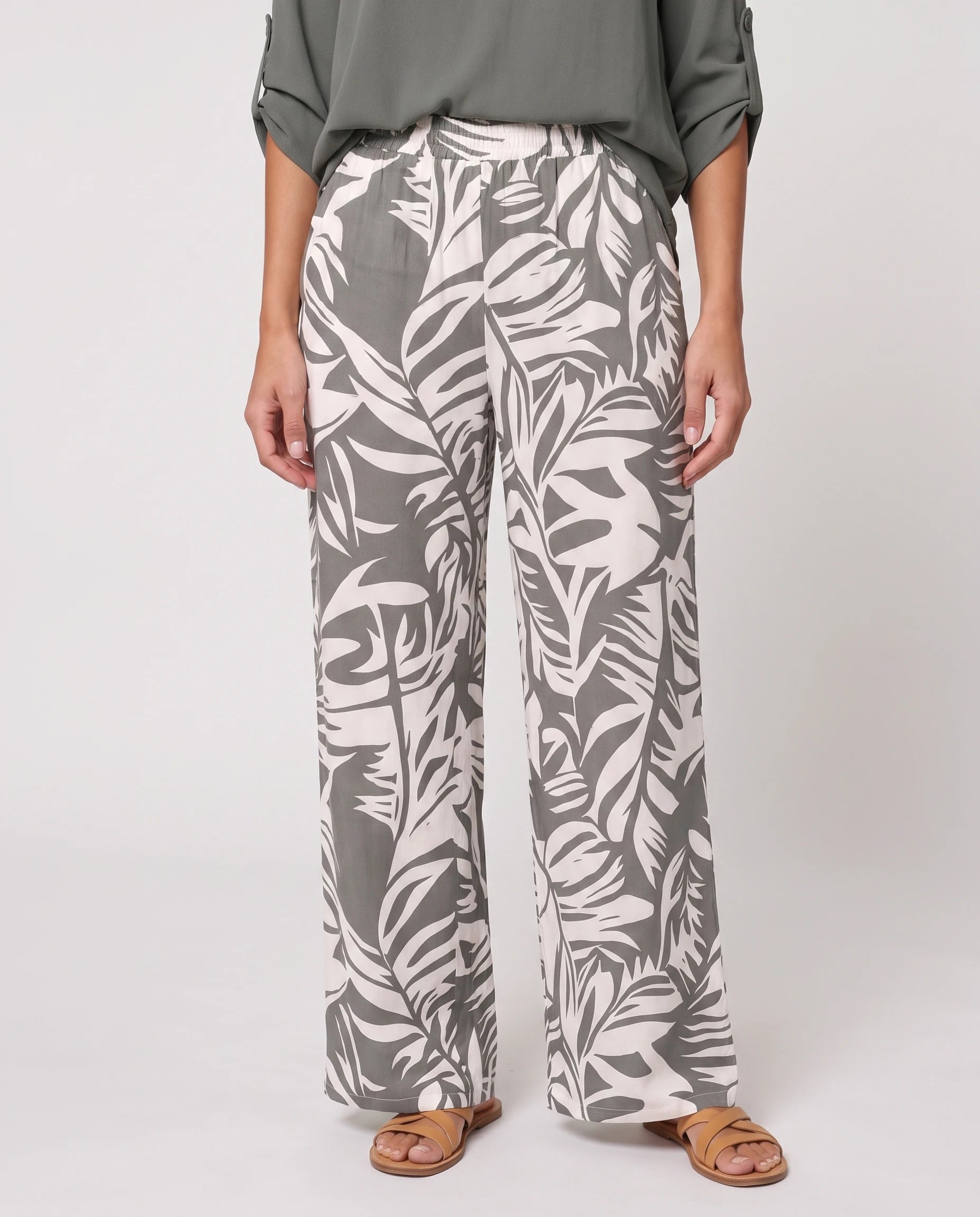 Ensemble blouse et pantalon large imprimé Servane — Gris — détail imprimé